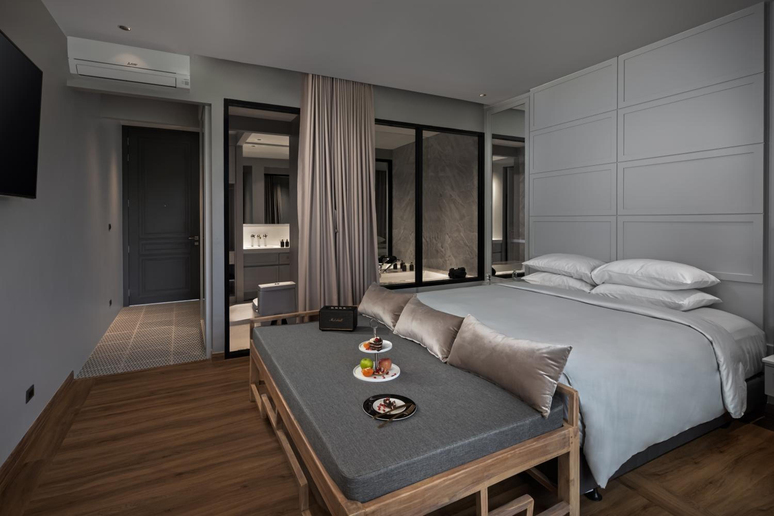 Standard Double or Twin Room with Balcony - Ground Floor - Photo 1