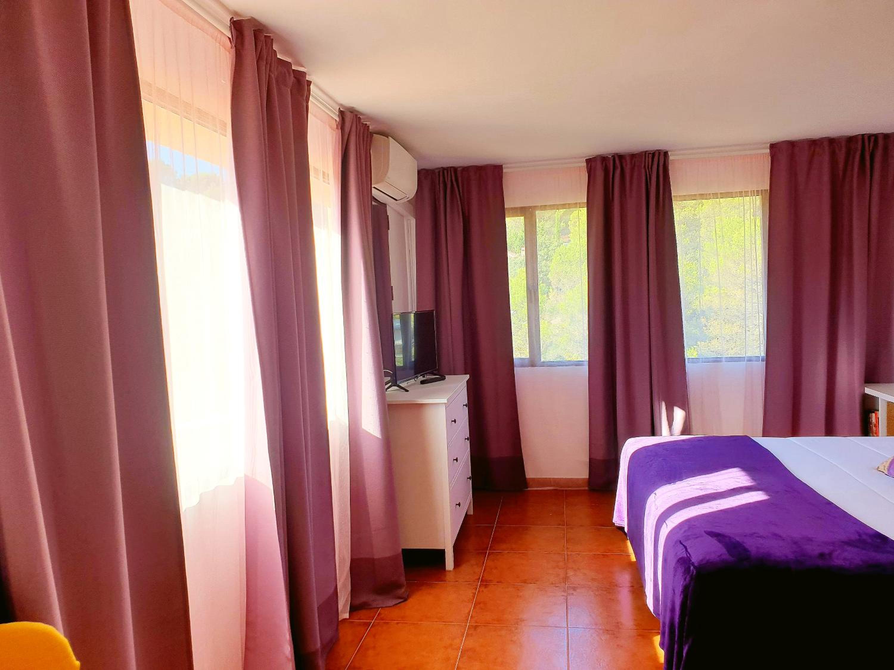 Deluxe Room - Photo 3