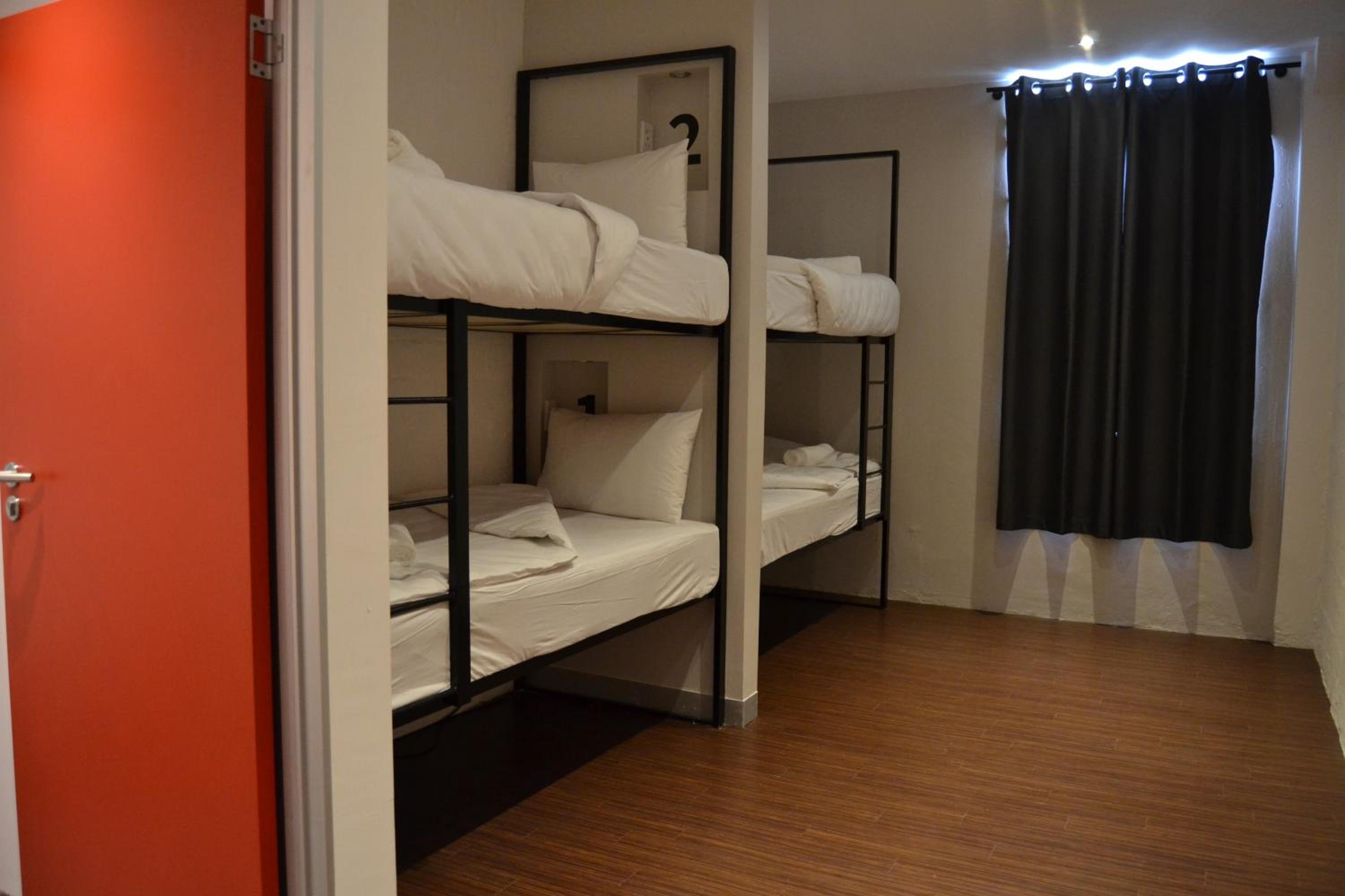 Bed in 4-Bed En-Suite Mixed Room photo 1