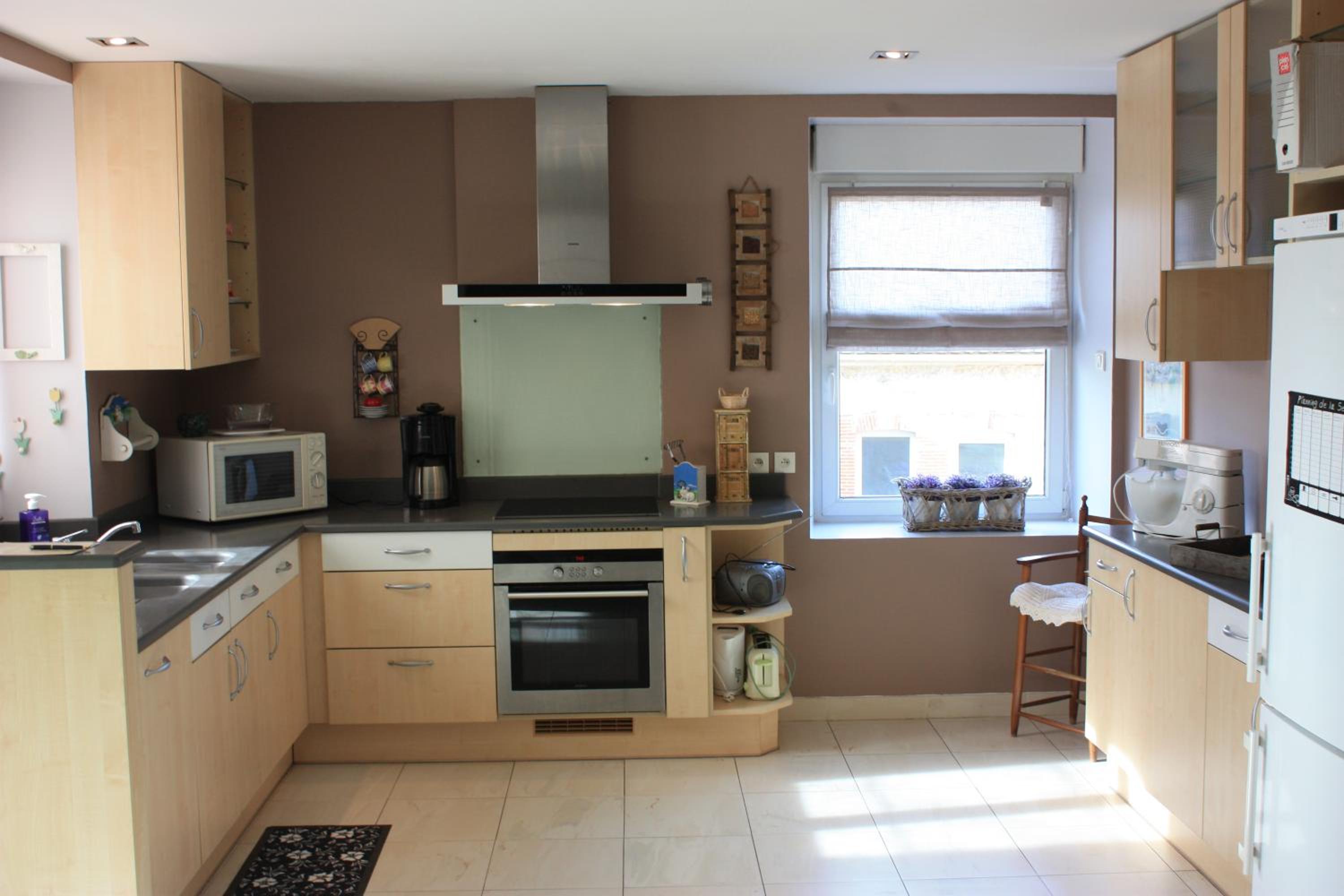 Four-Bedroom House photo 3