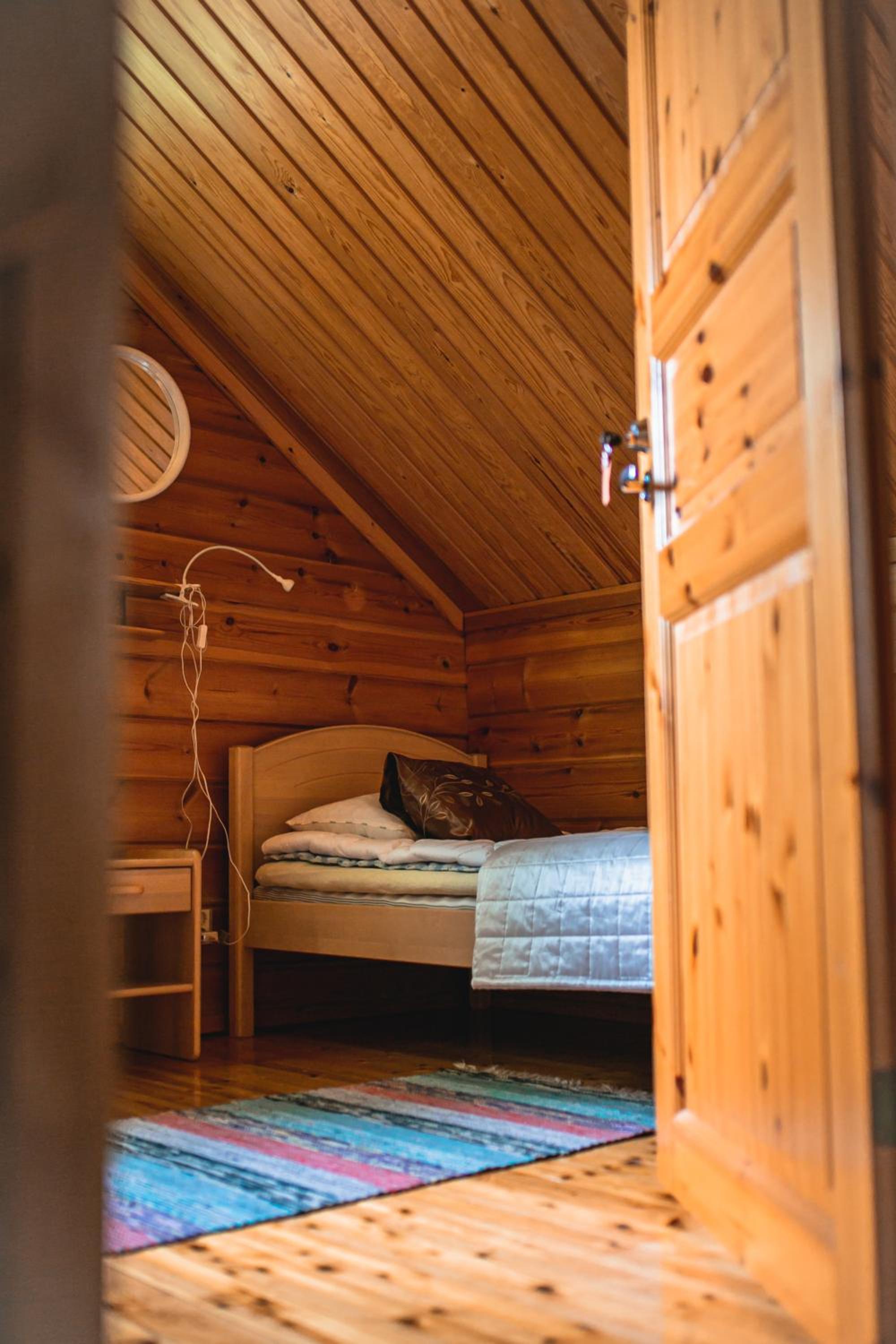 Four-Bedroom Cottage (8 Adults)  - Photo 7