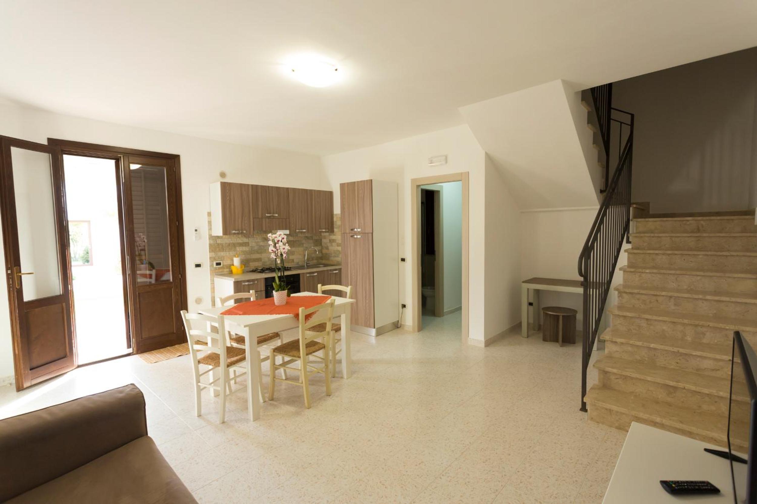 Apartment - Split Level photo 3