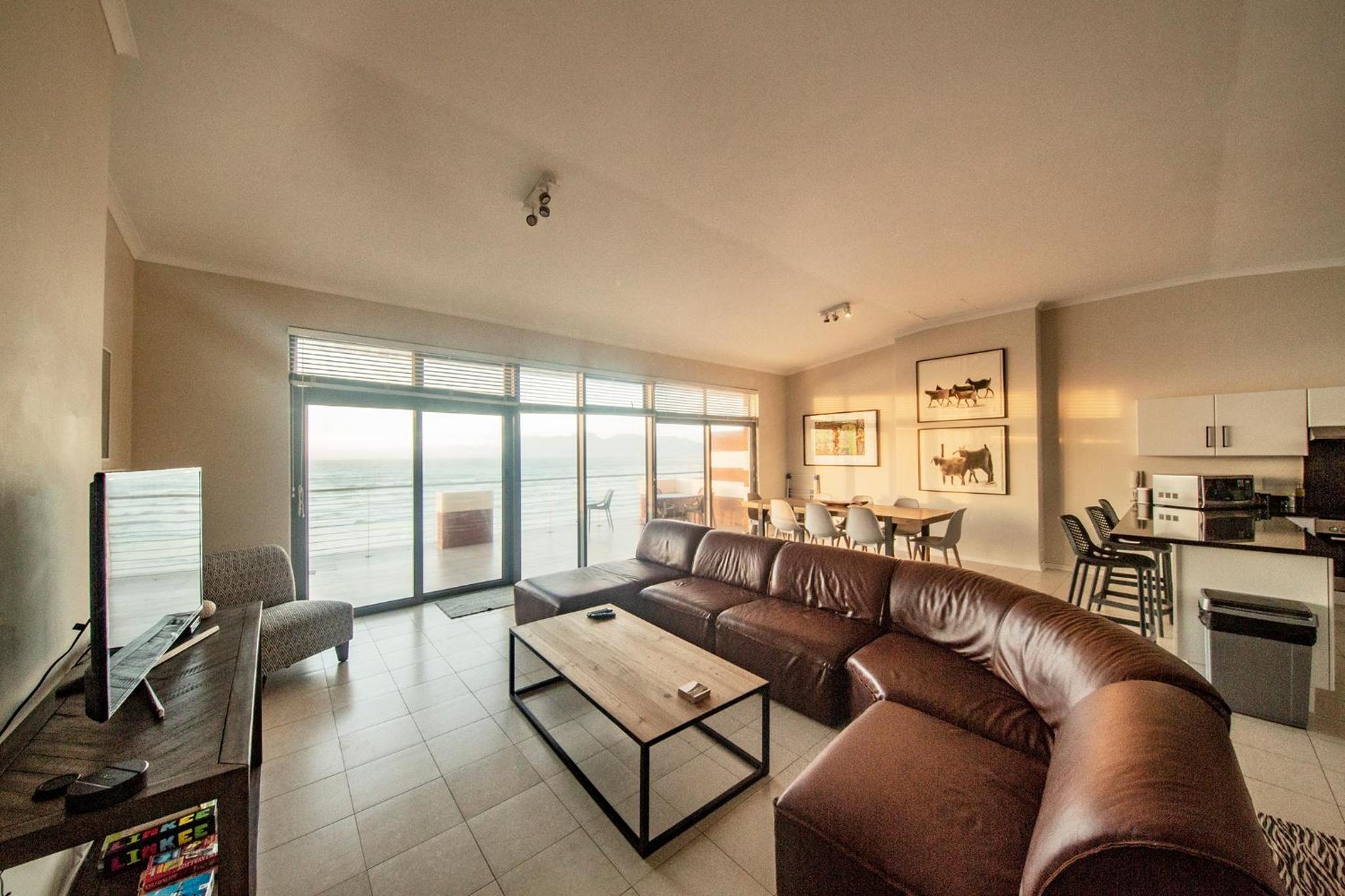 Penthouse Apartment photo 2