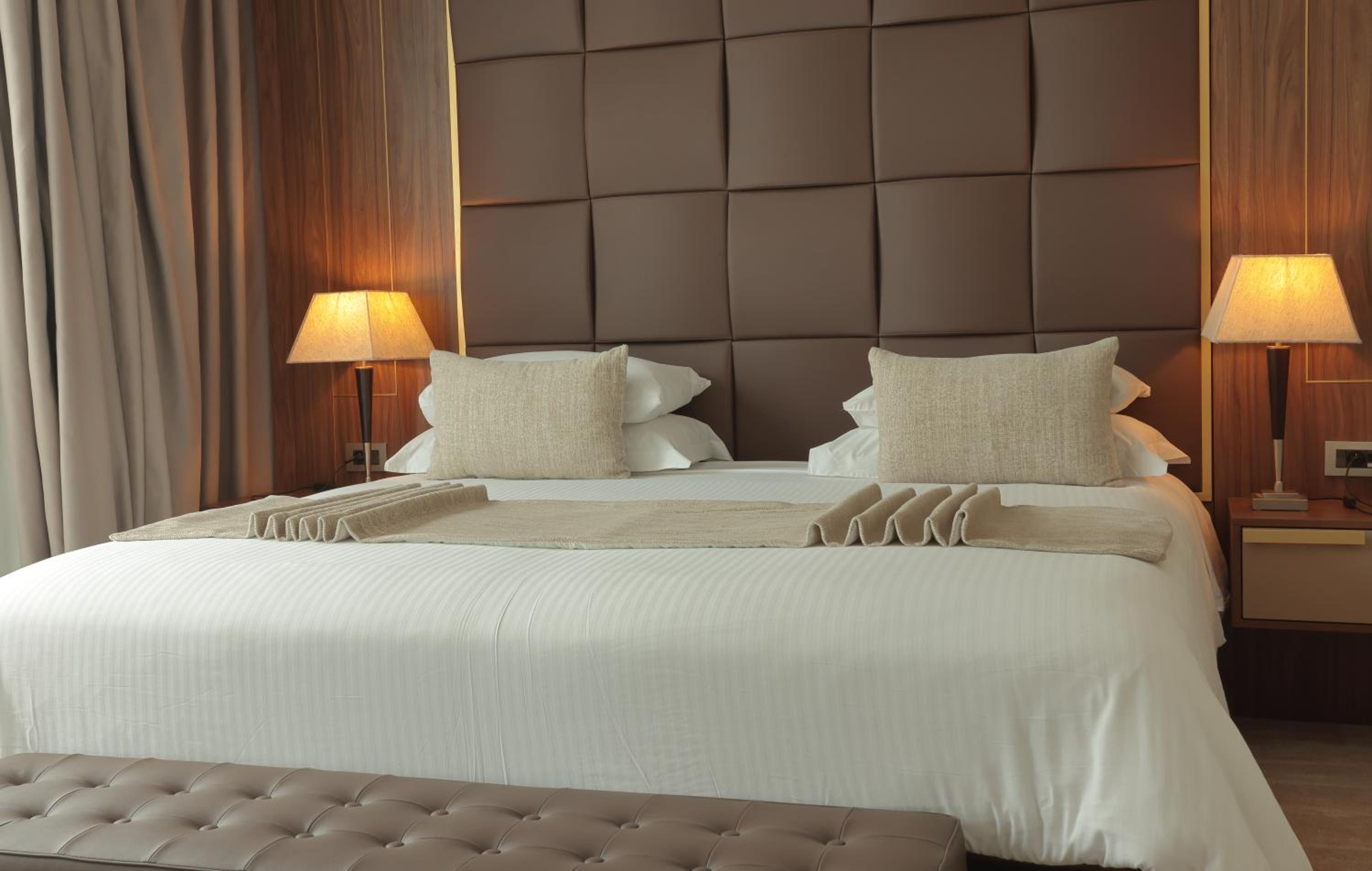 Ambassador Suite - Photo 4