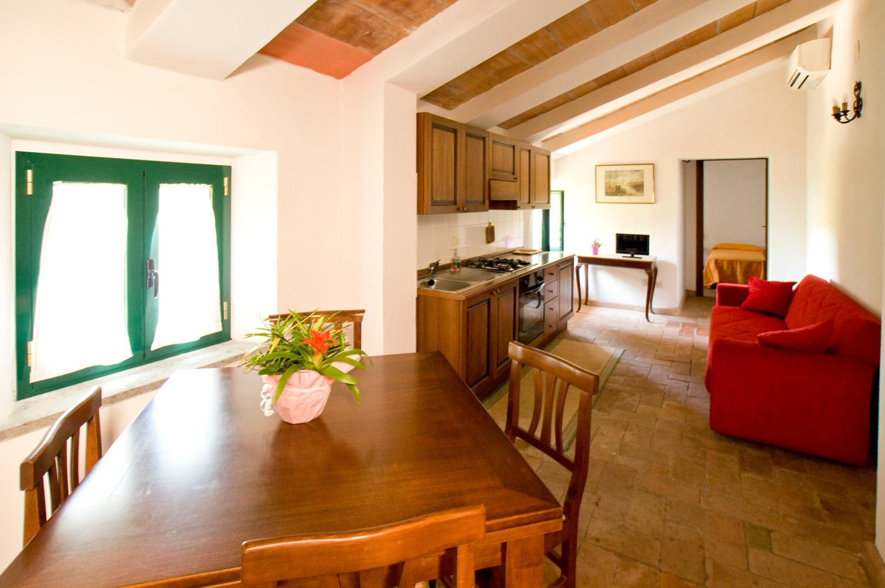 Two-Bedroom Apartment (4 Adults) - Attic photo 2