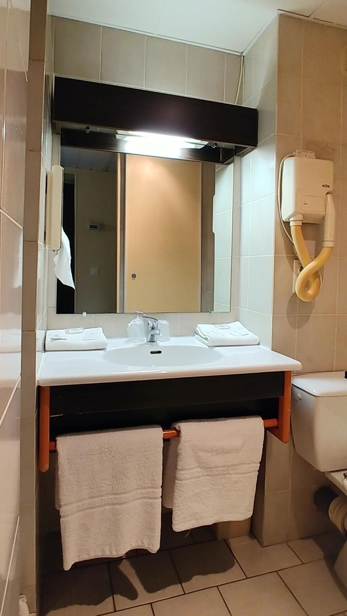 Superior Double Room with Garden View - Photo 5