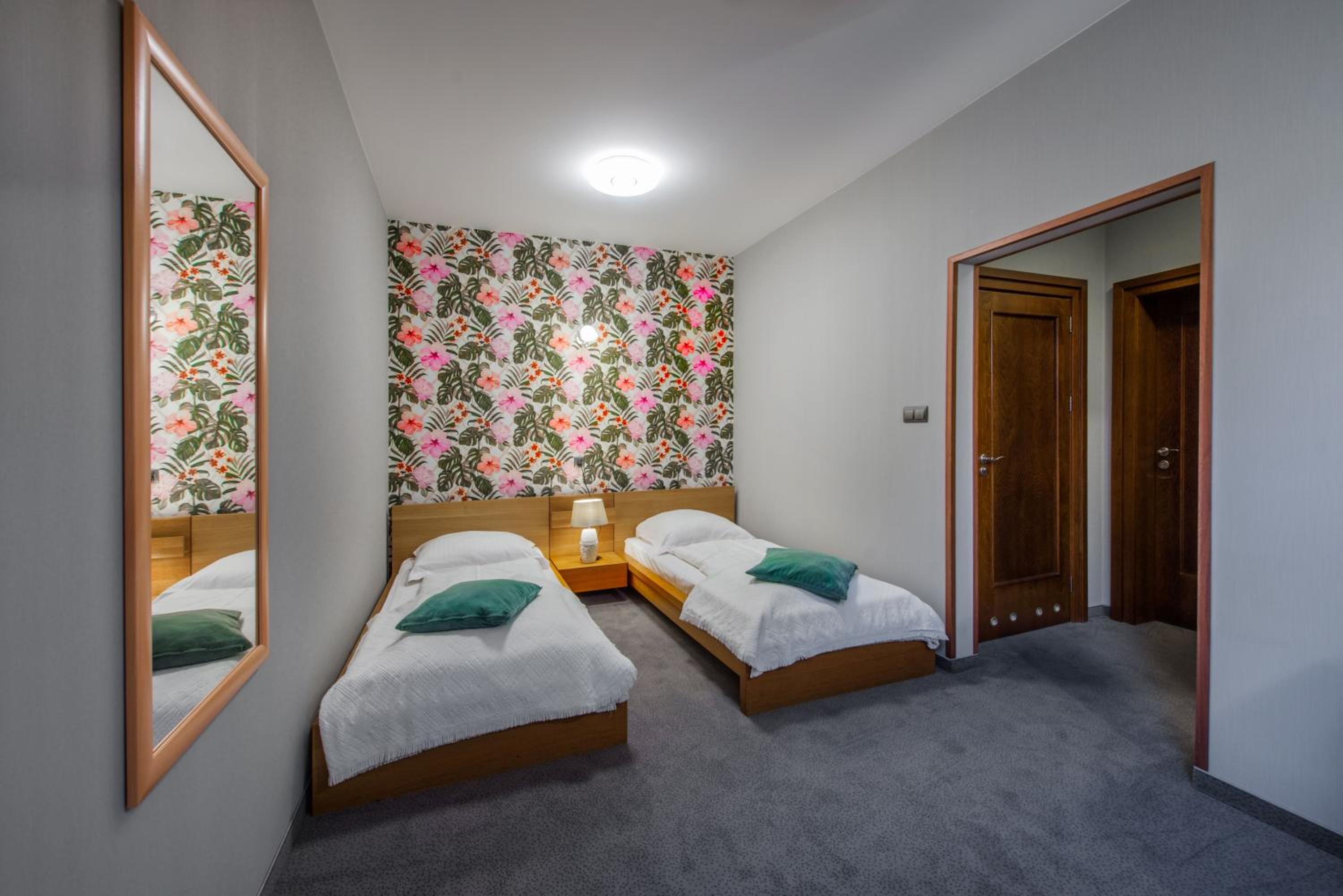Twin Room - Photo 1