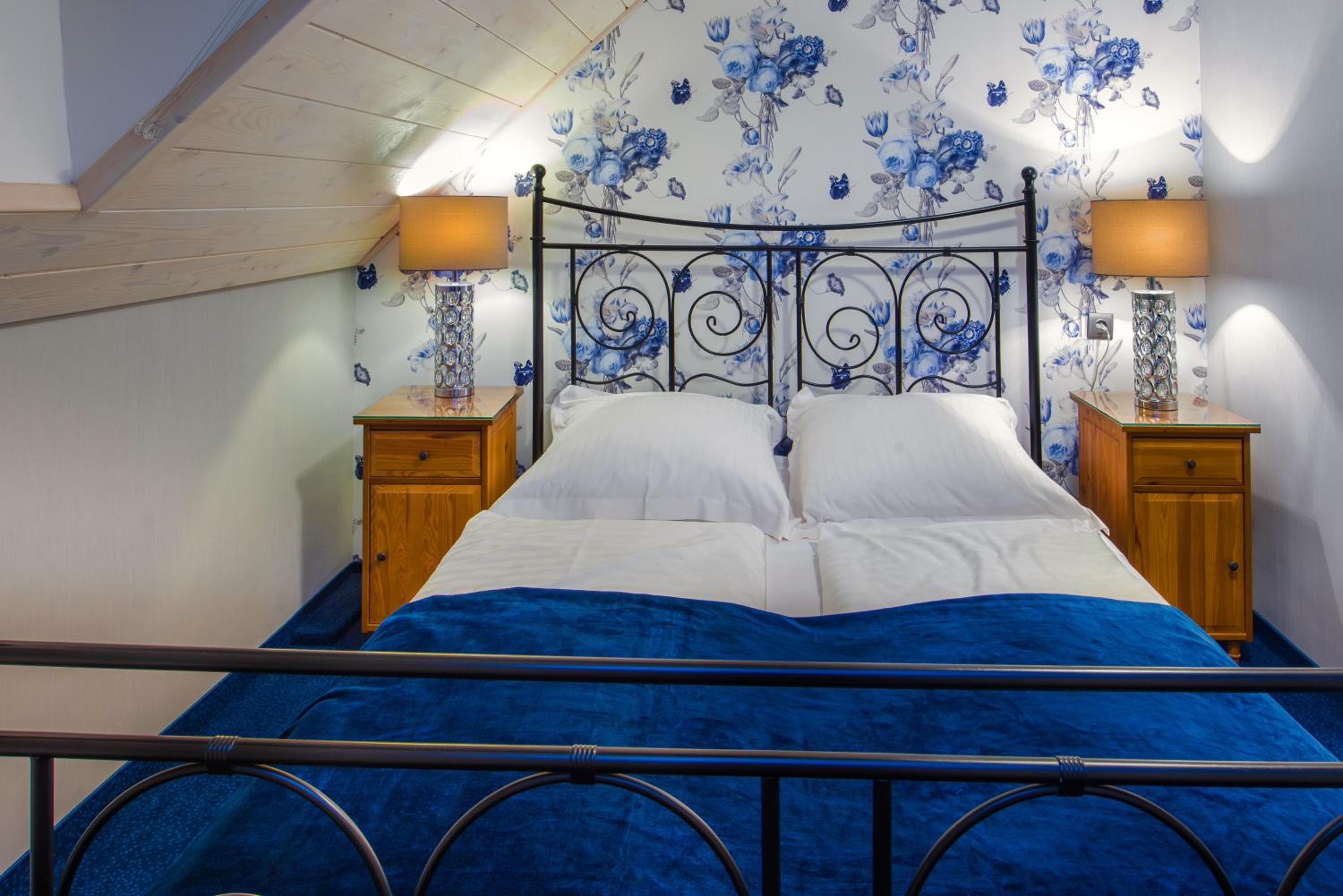 Superior Suite - Photo 4