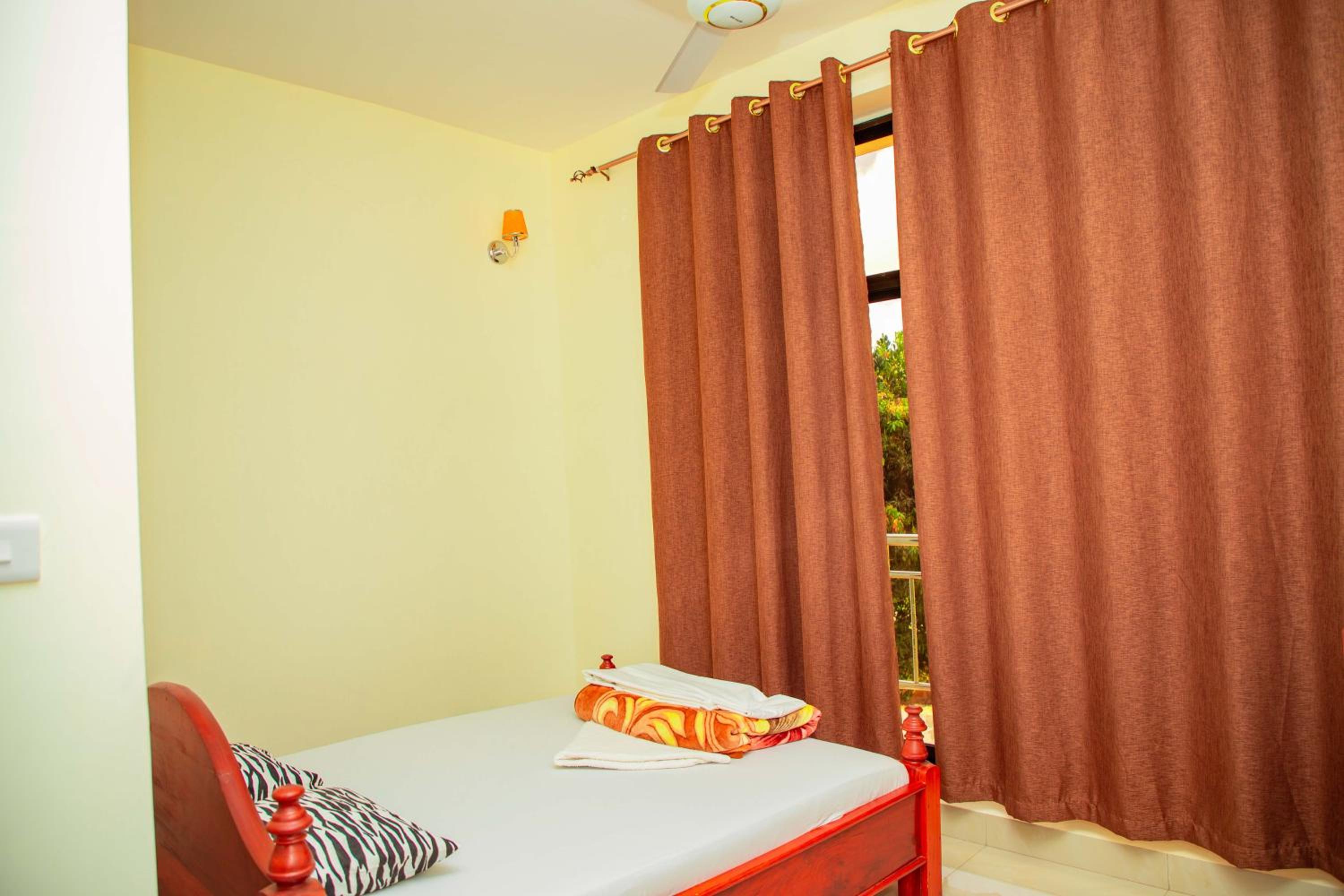 Large Single Room