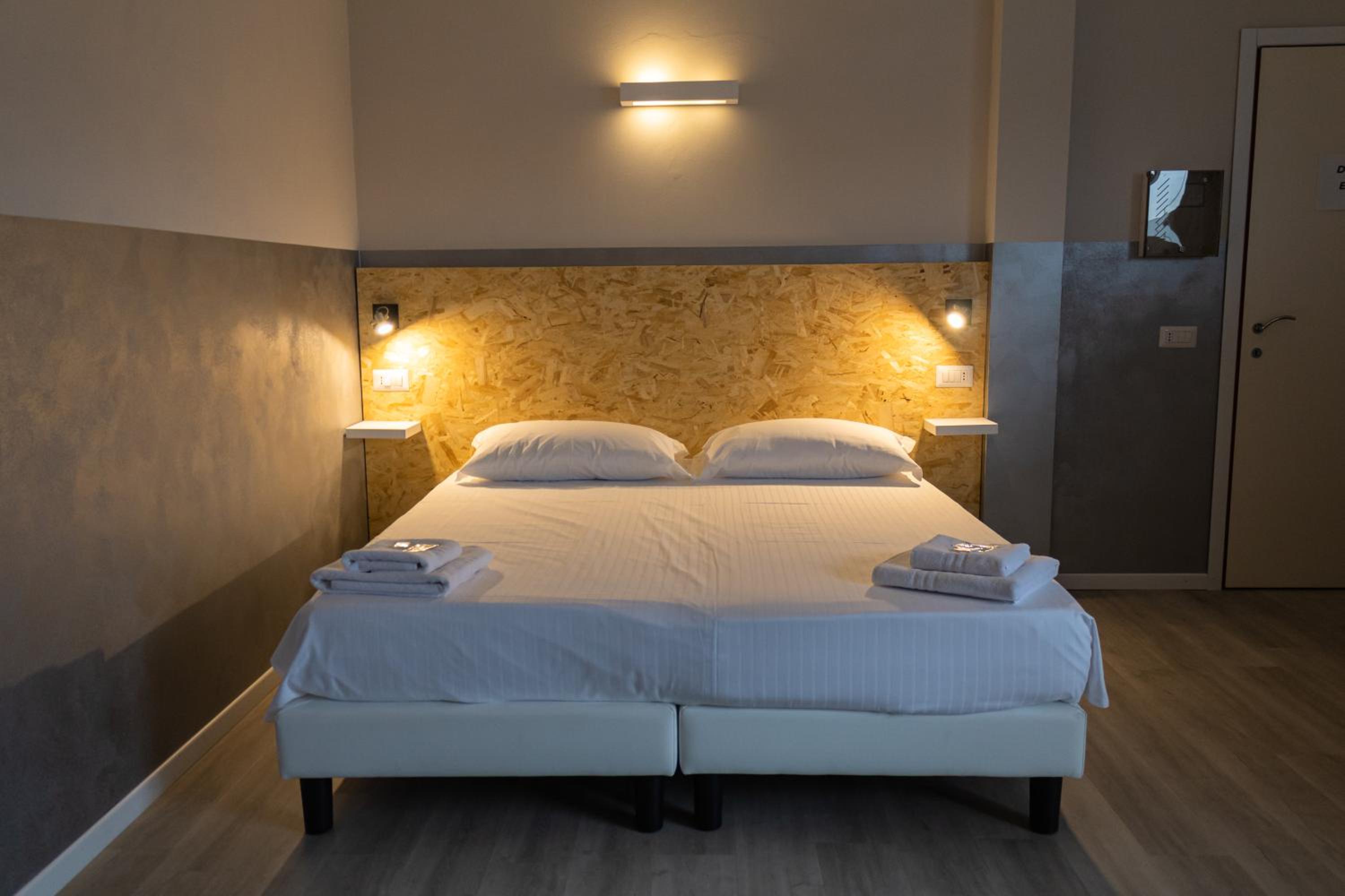 Triple Room with Bathroom photo 1