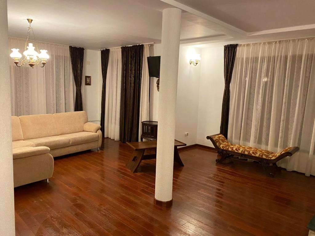 Three-Bedroom House photo 1