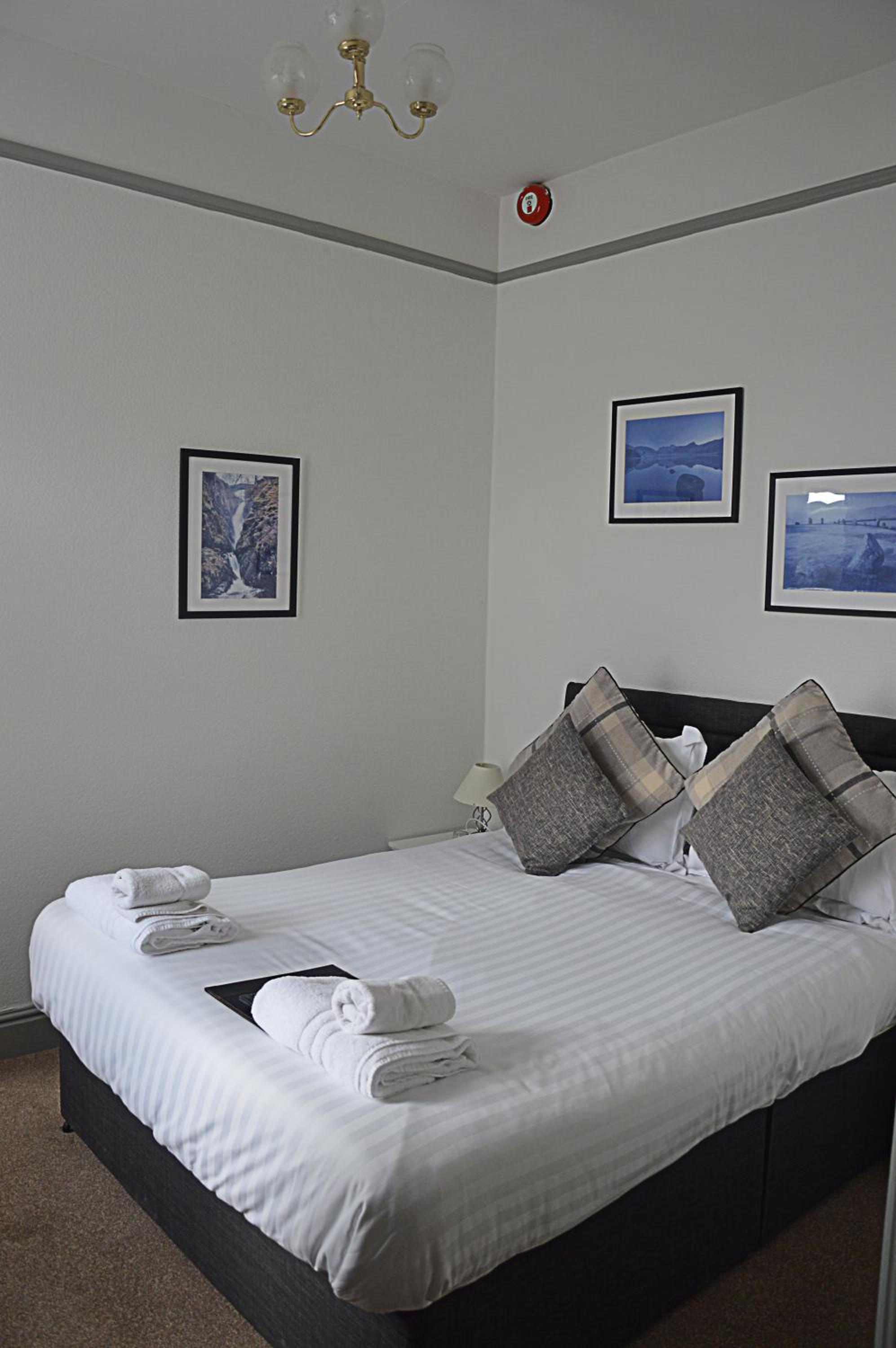 Deluxe King Room photo 3