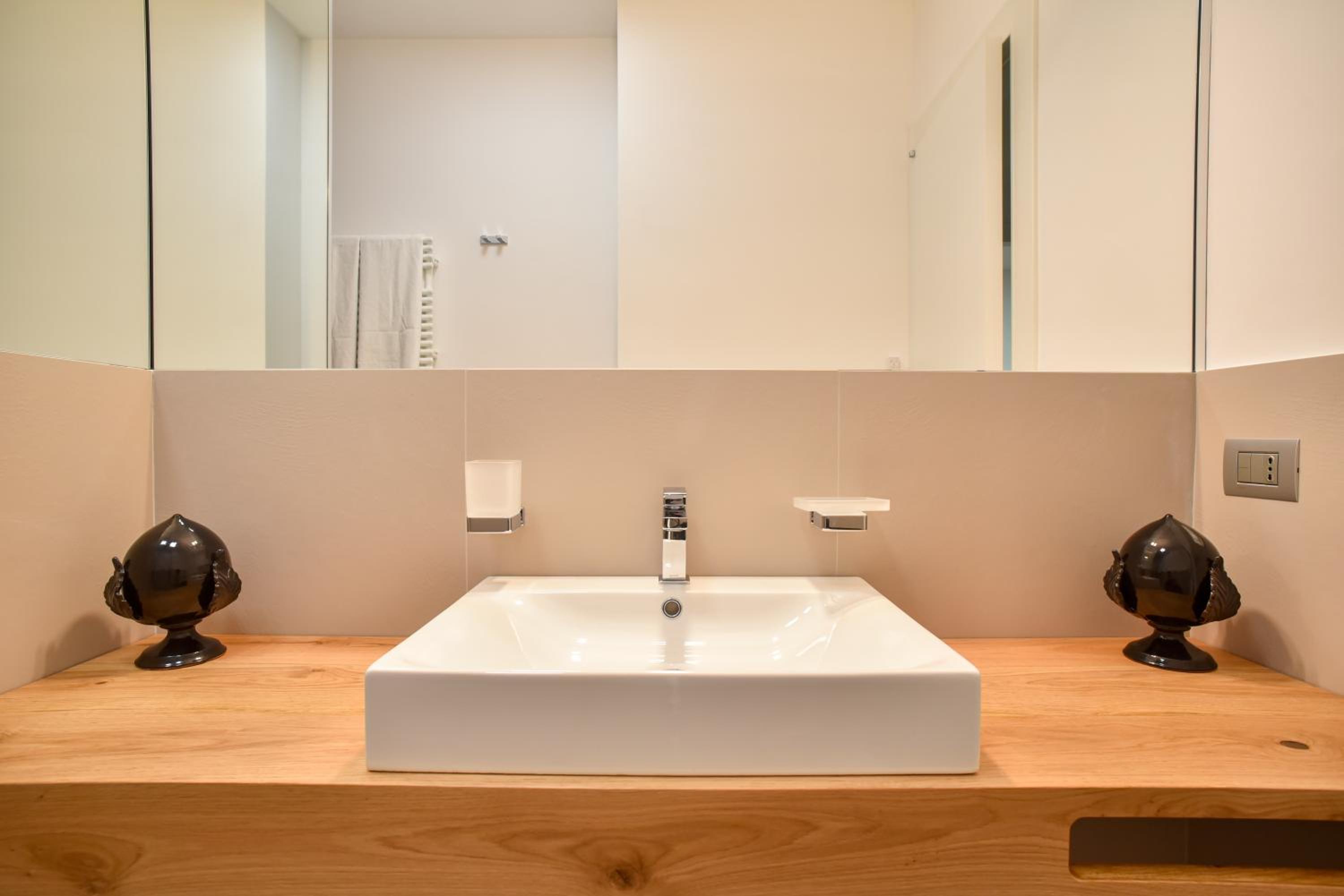 Two-Bedroom Apartment - Photo 37