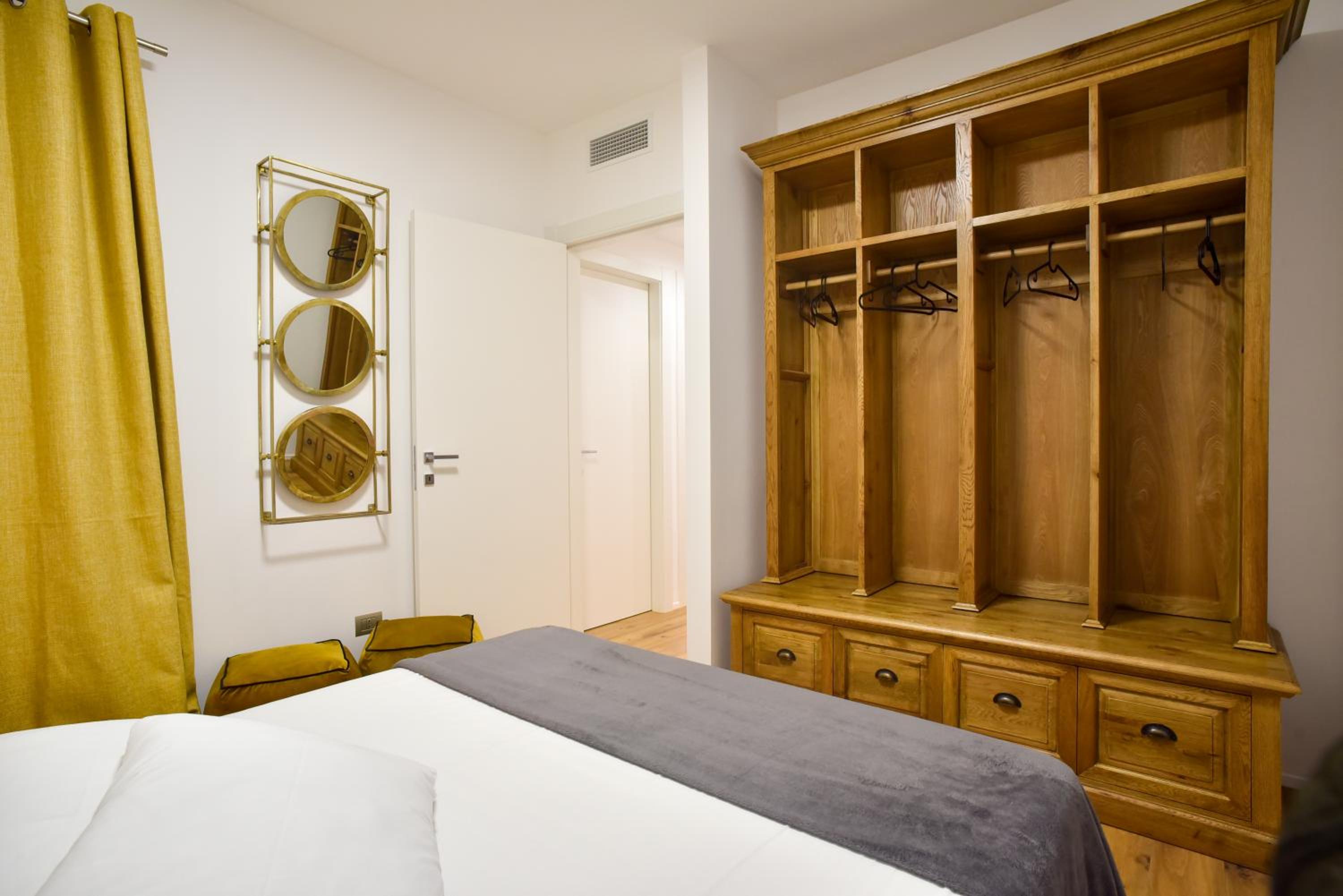 Two-Bedroom Apartment - Photo 45