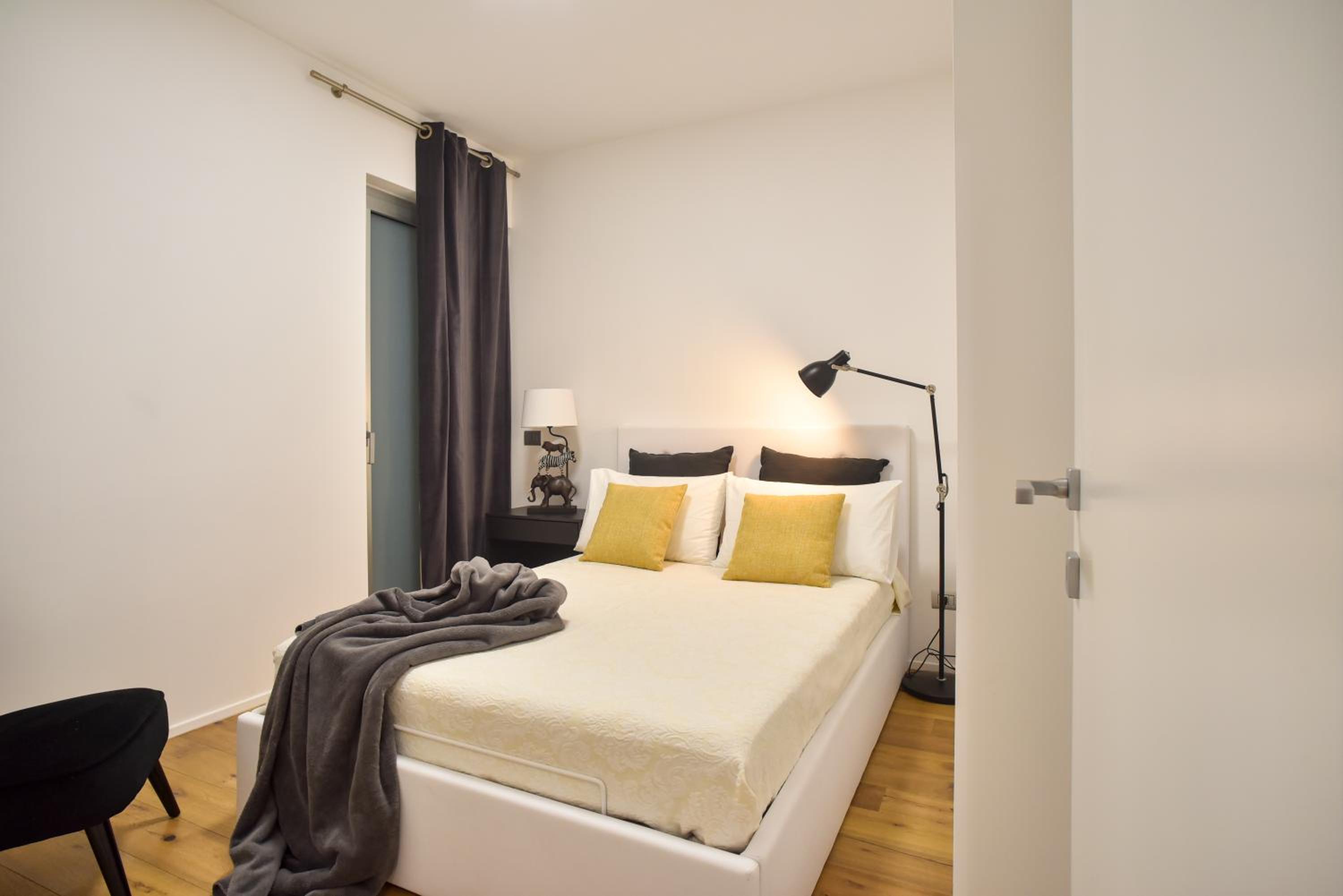 Two-Bedroom Apartment - Photo 4