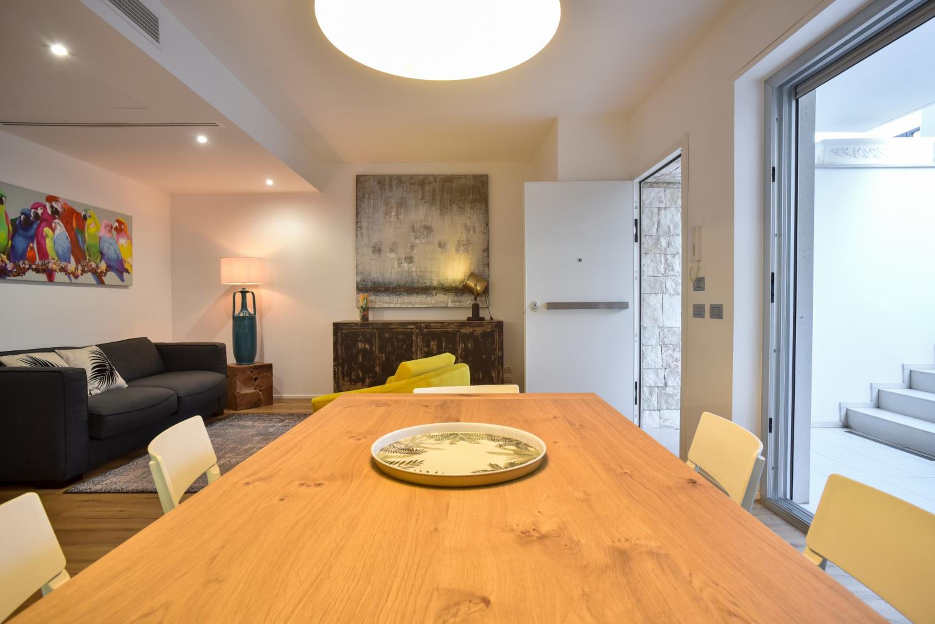 Two-Bedroom Apartment - Photo 3