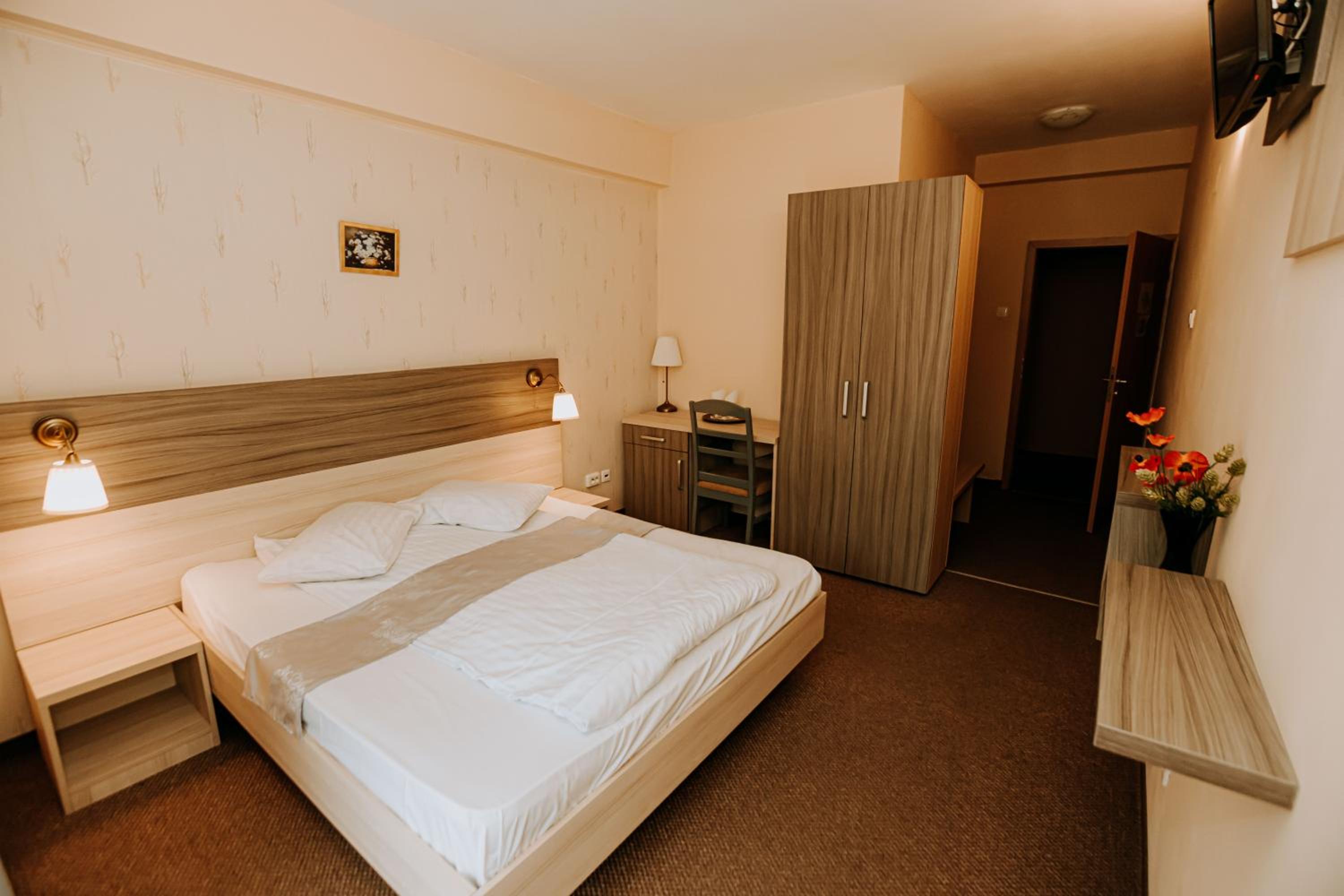 Double Room with Lake View photo 2