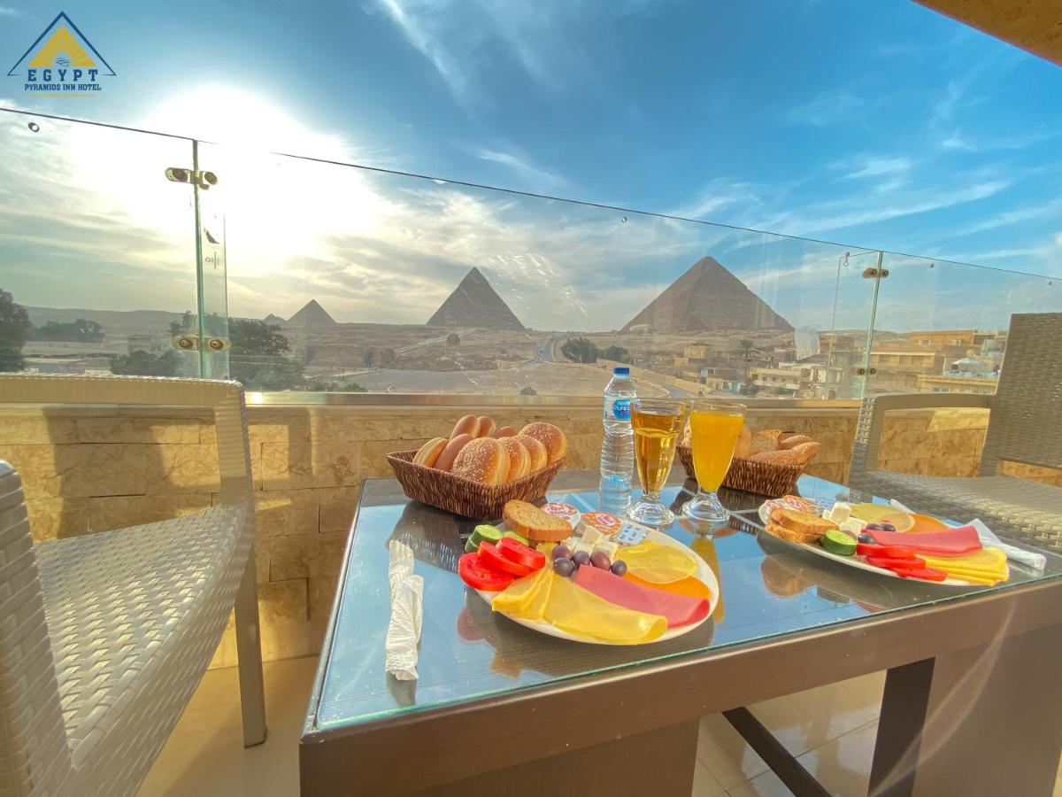 King Suite with Balcony and Pyramid View - Photo 3