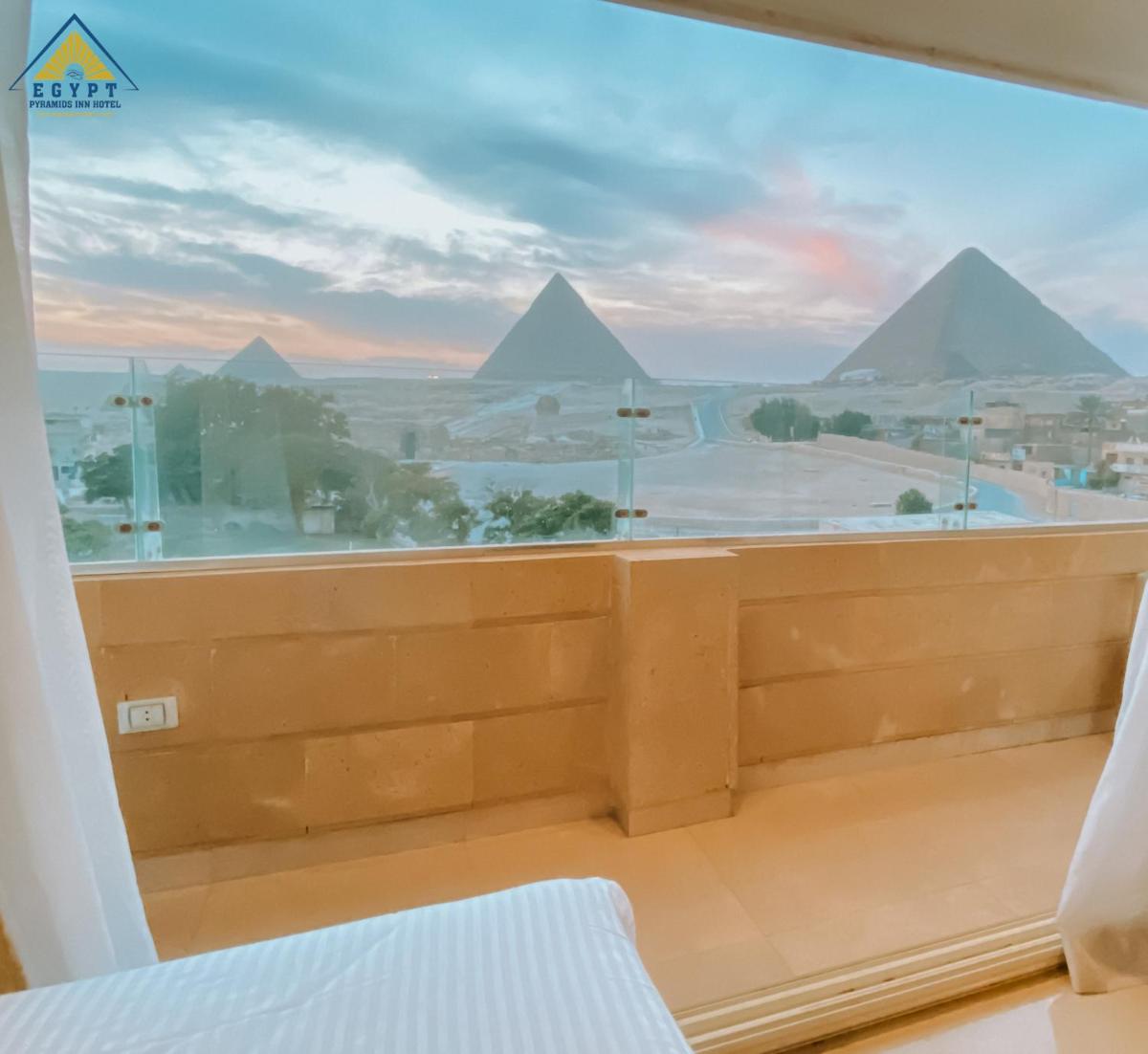 Deluxe Room With Pyramid View - Photo 4