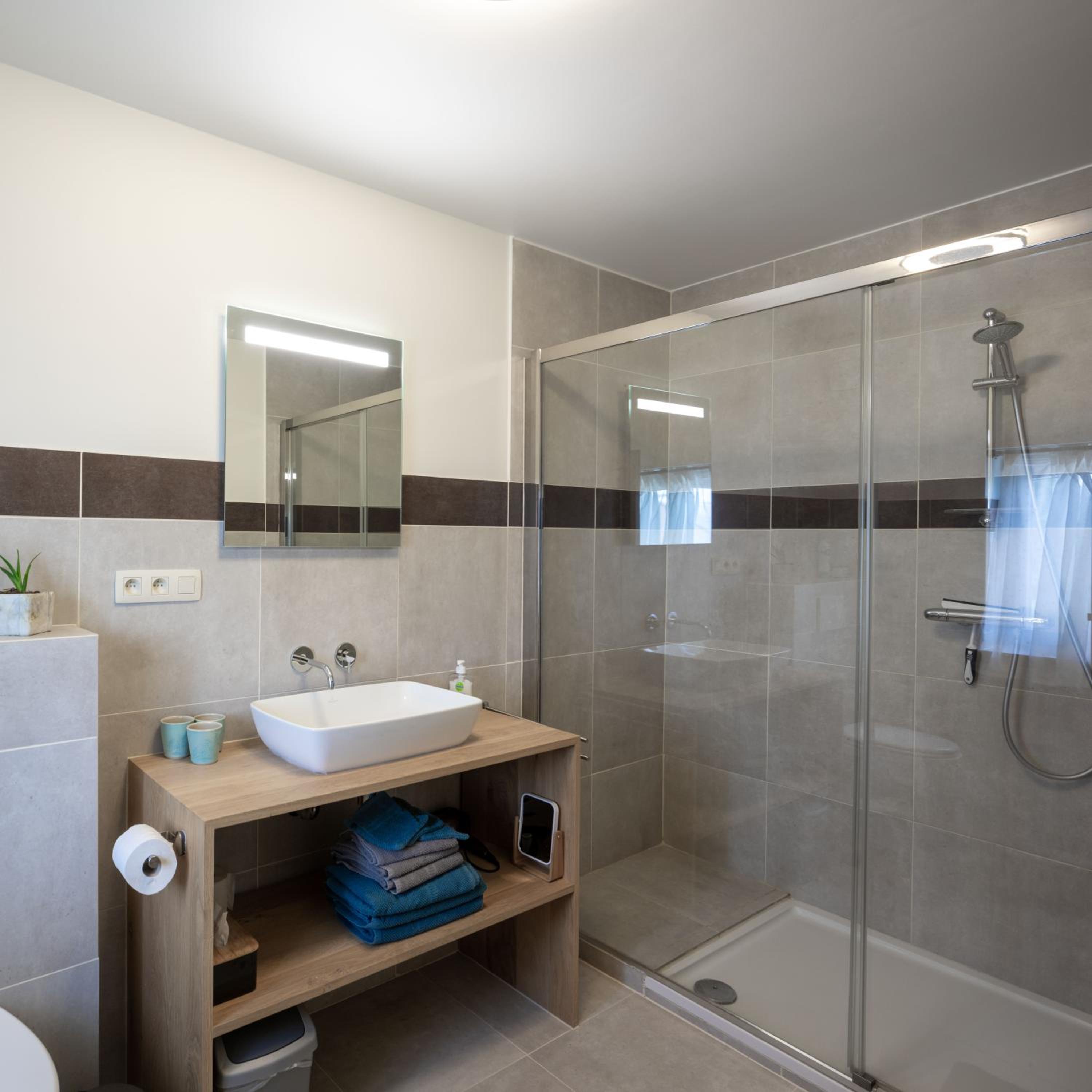 Double Room with Private Bathroom photo 3