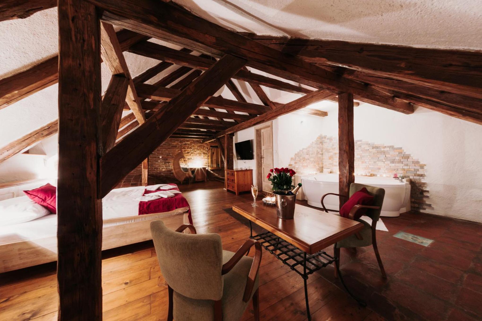 Superior Double Room - Photo 13
