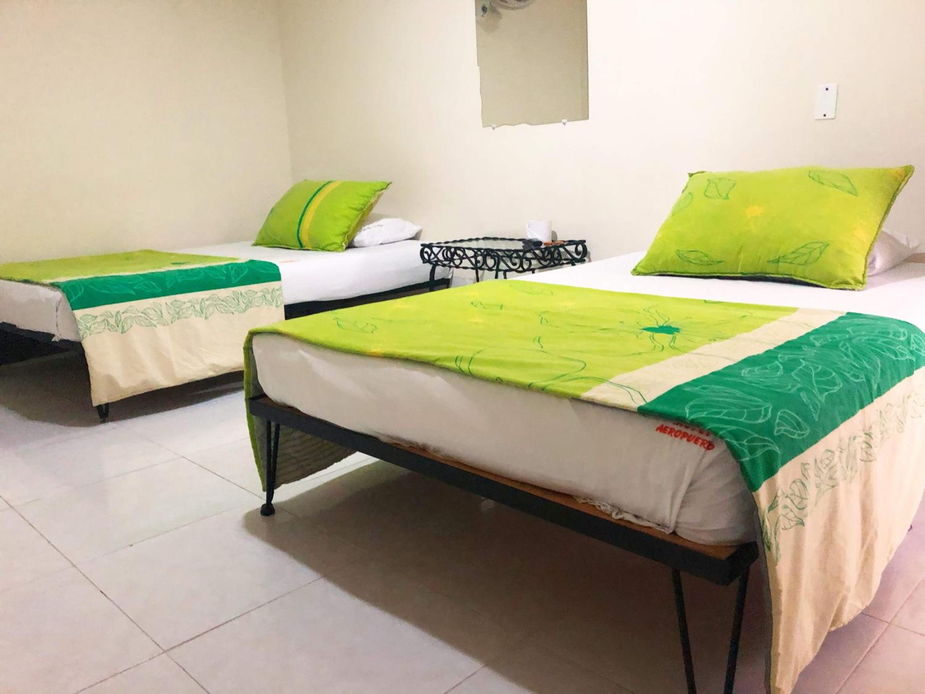 Double Room with Private Bathroom photo 1