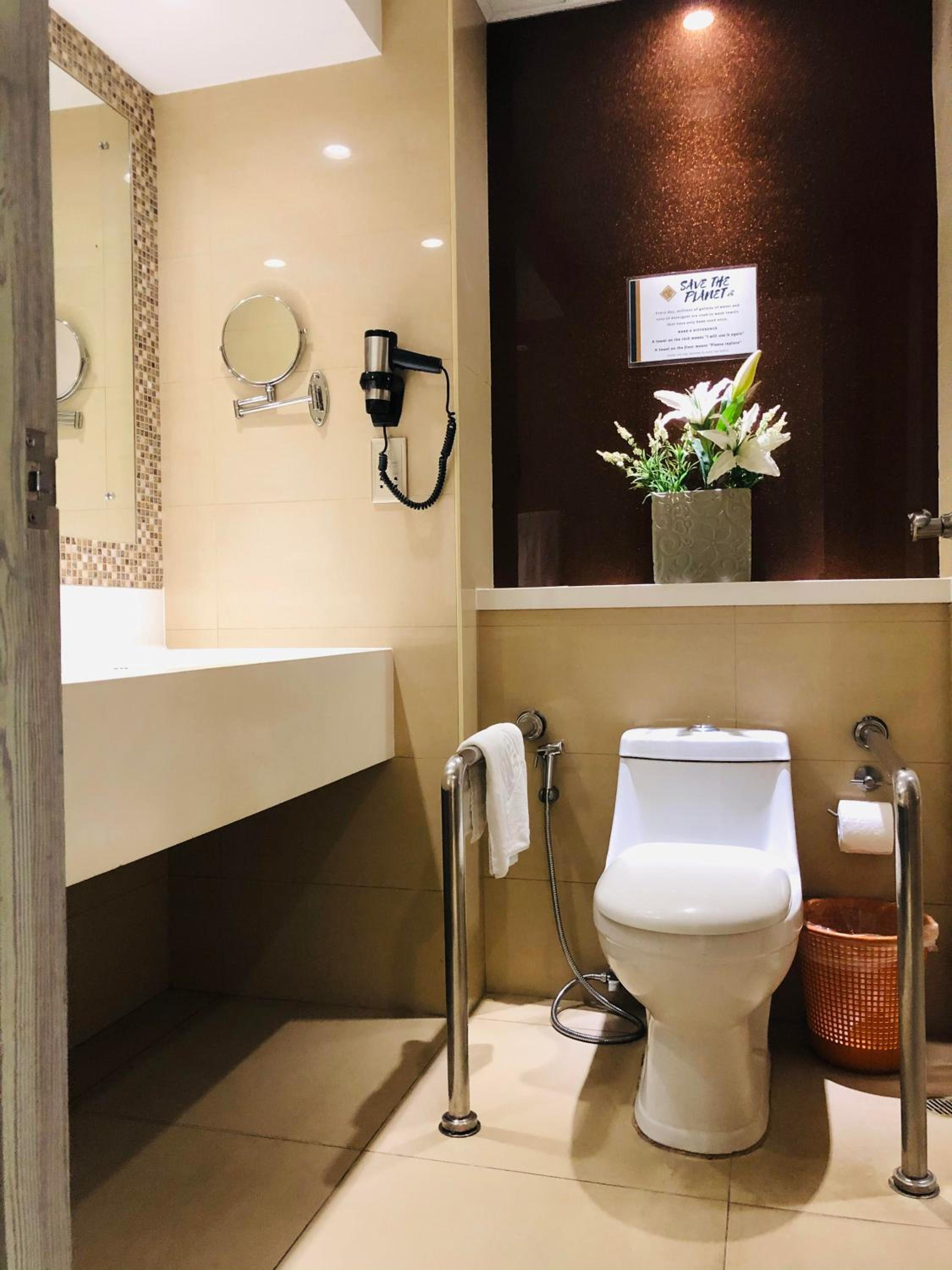 Double Room - Disability Access - Photo 4