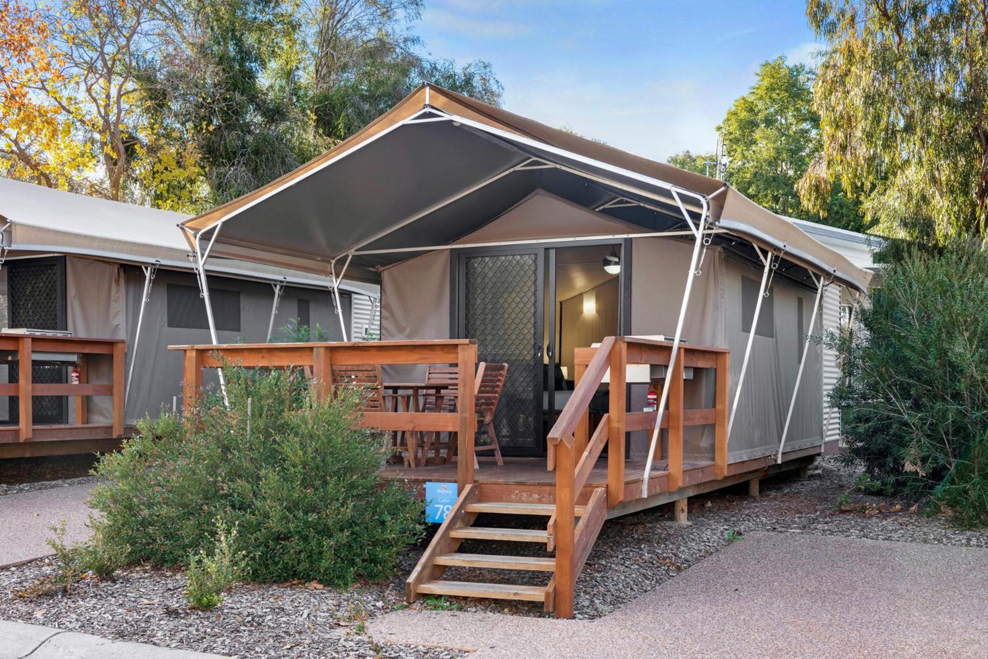 Deluxe Safari Tent - sleeps 2 photo 2