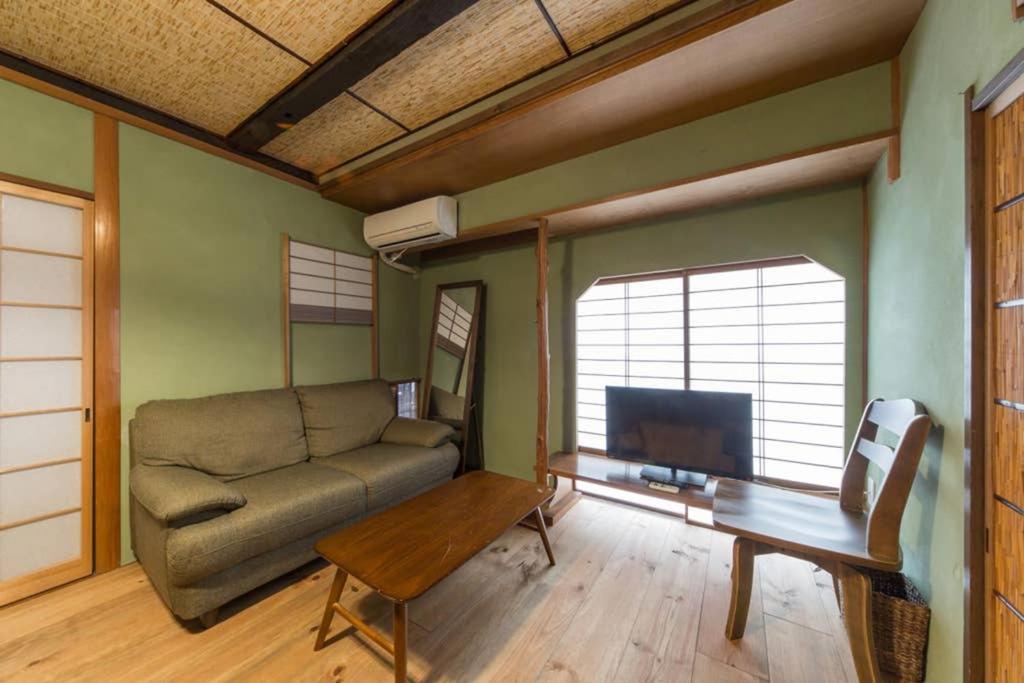 Two-Bedroom House - Photo 35