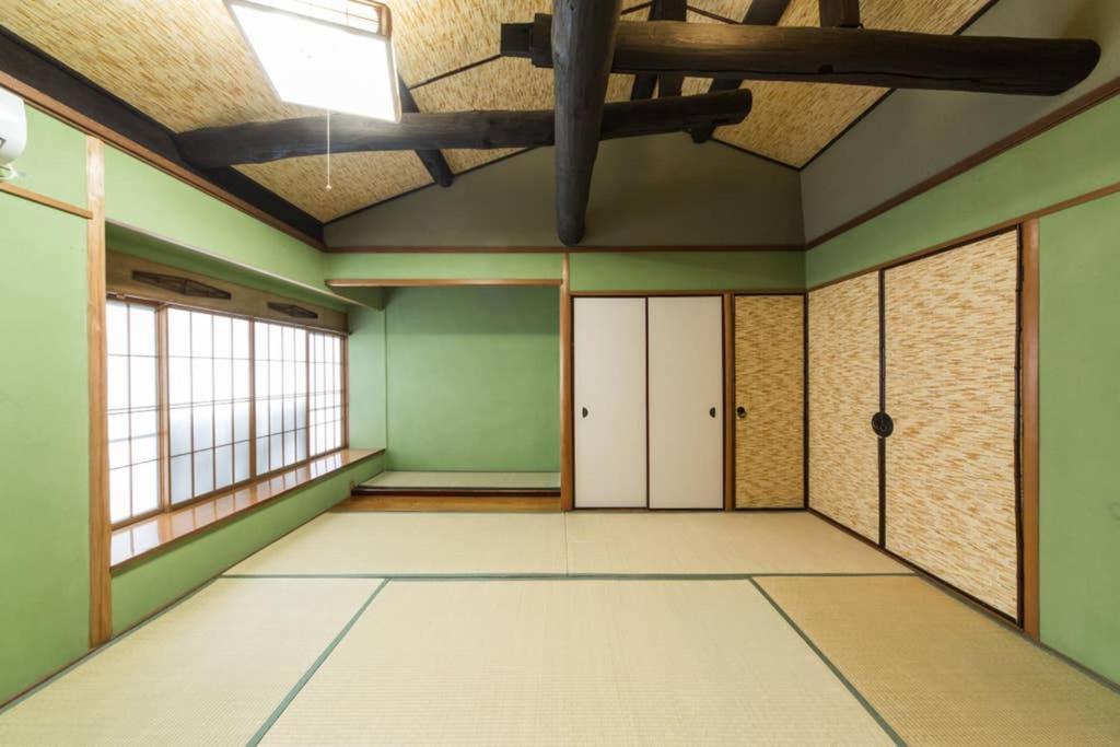 Two-Bedroom House - Photo 25