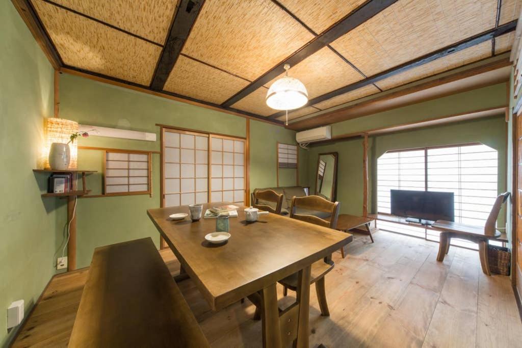 Two-Bedroom House - Photo 23
