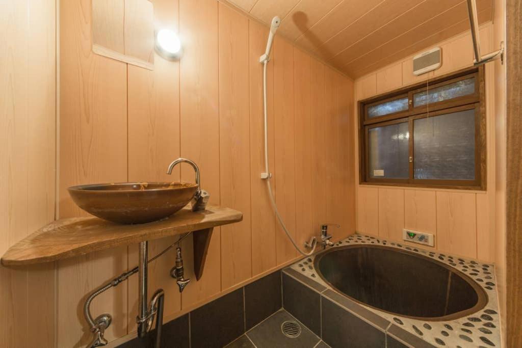 Two-Bedroom House - Photo 16