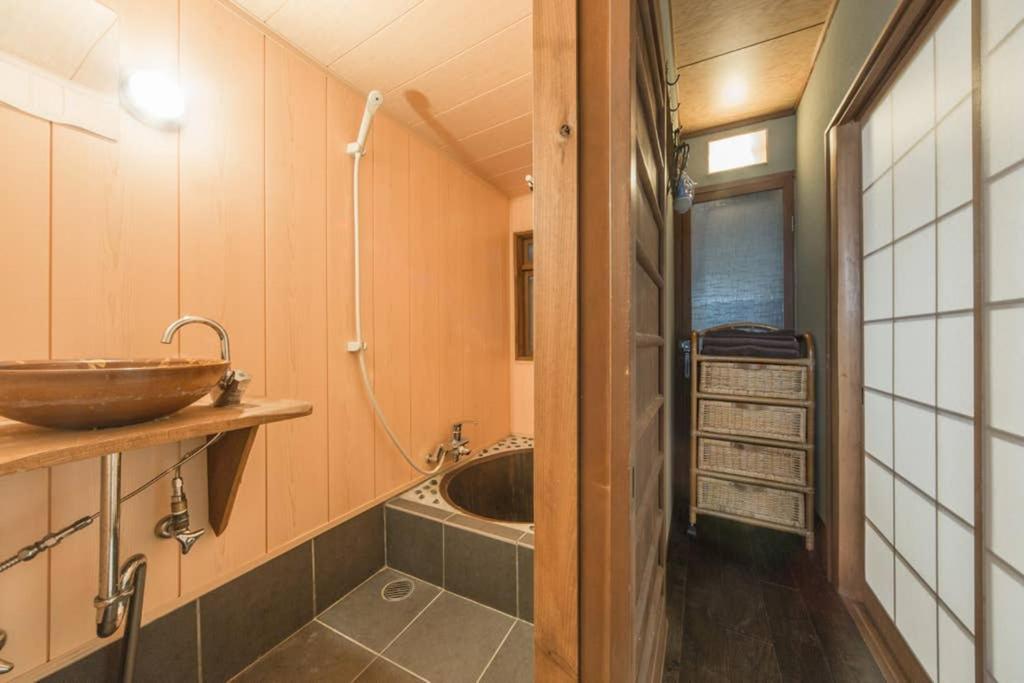 Two-Bedroom House - Photo 15