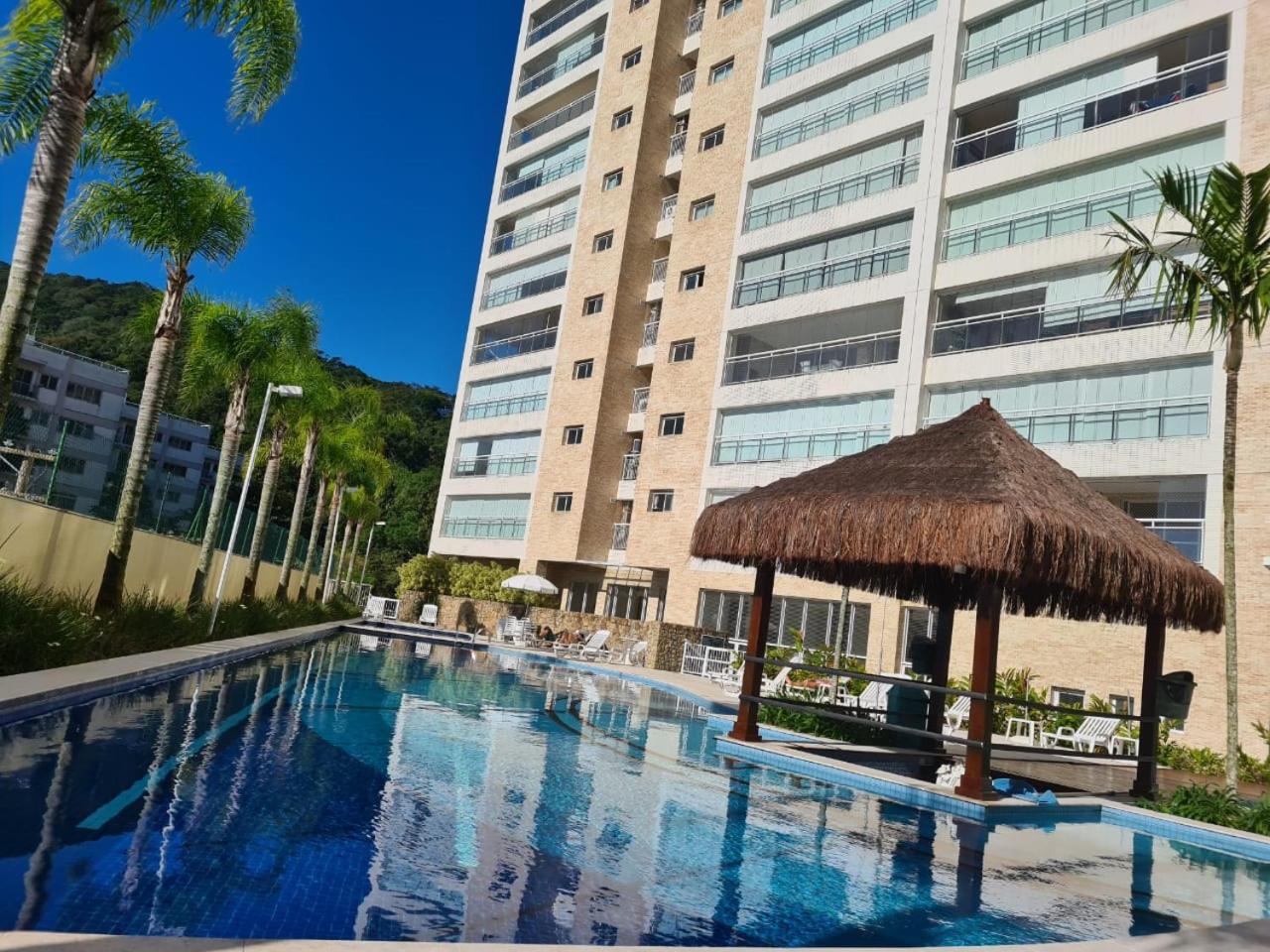 Apartment with Sea View - Photo 18