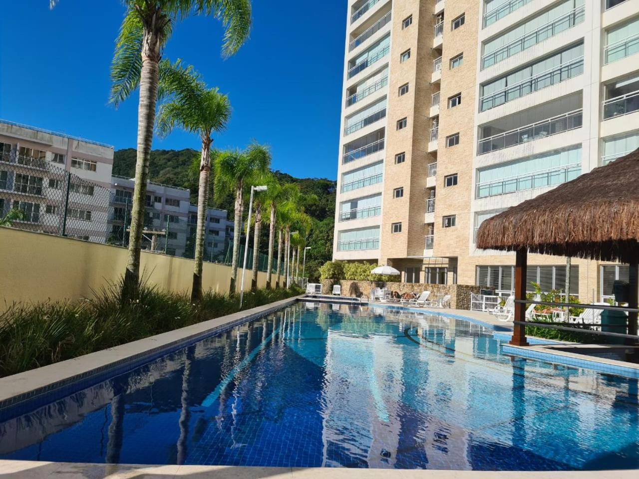 Apartment with Sea View - Photo 2