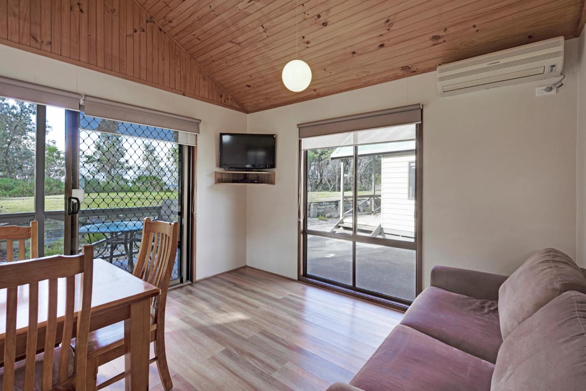 Superior 2 Bedroom Cabin - Sleeps 4 - Photo 1