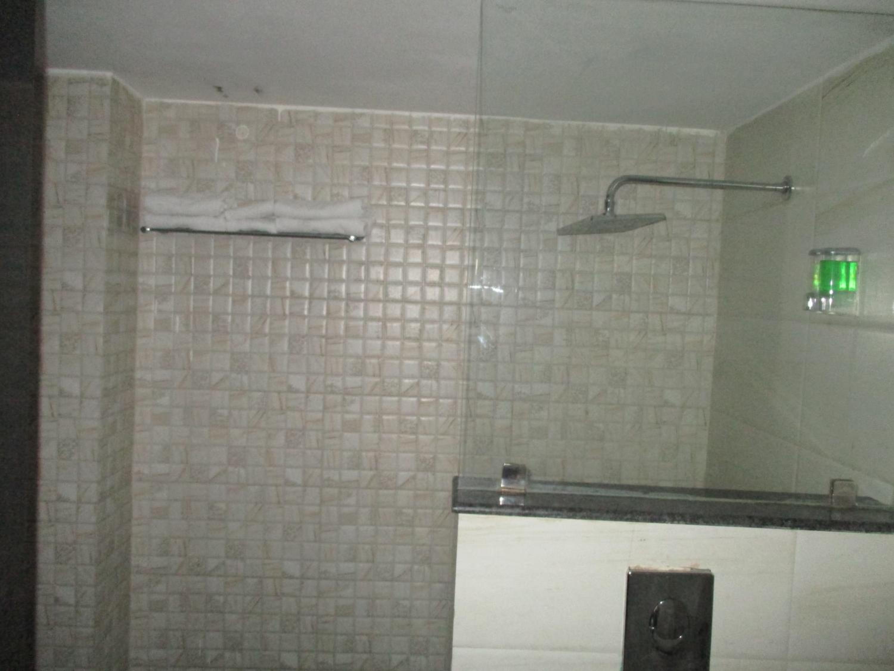 Standard Double Room - Photo 3