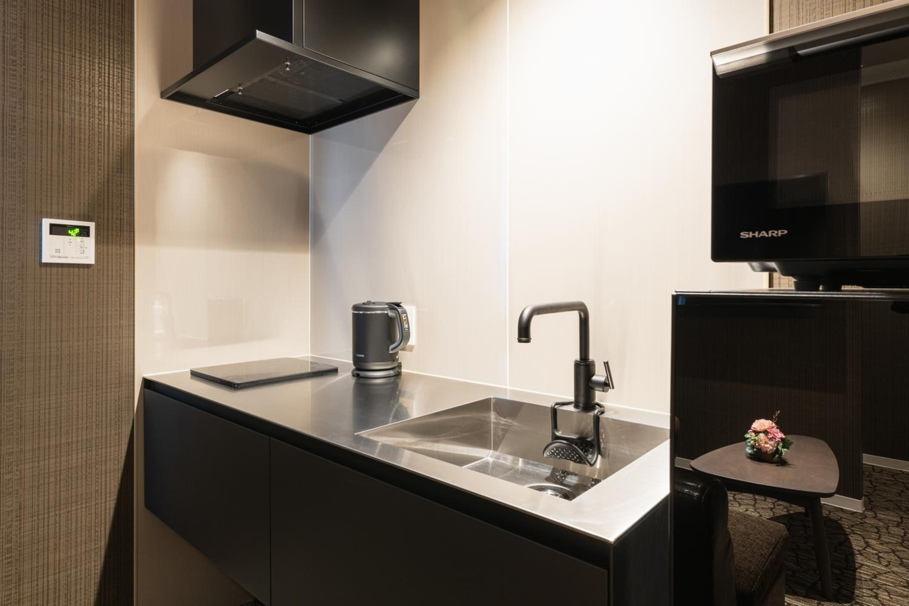 Standard Quadruple Room - Photo 10