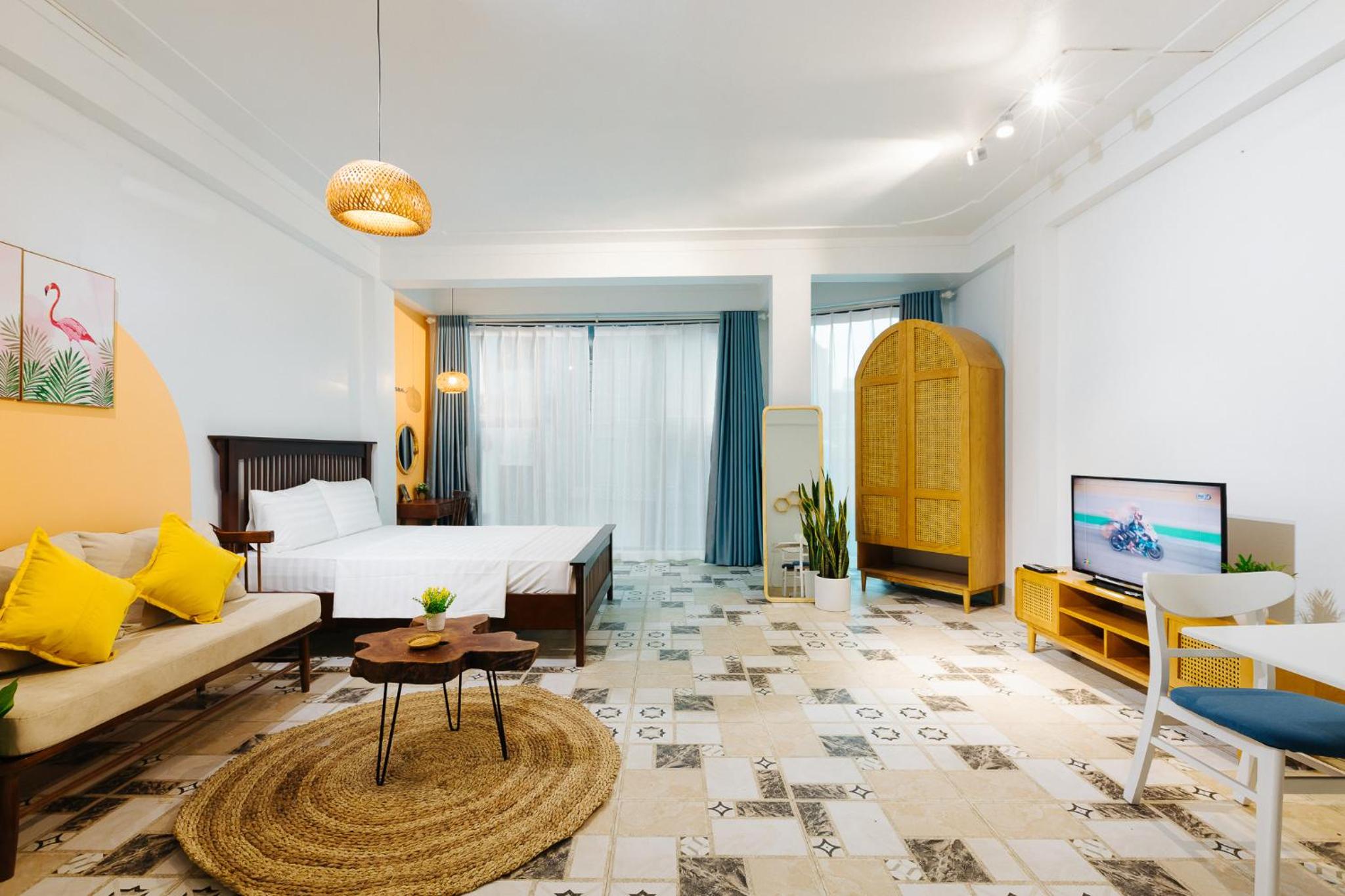 Deluxe Apartment