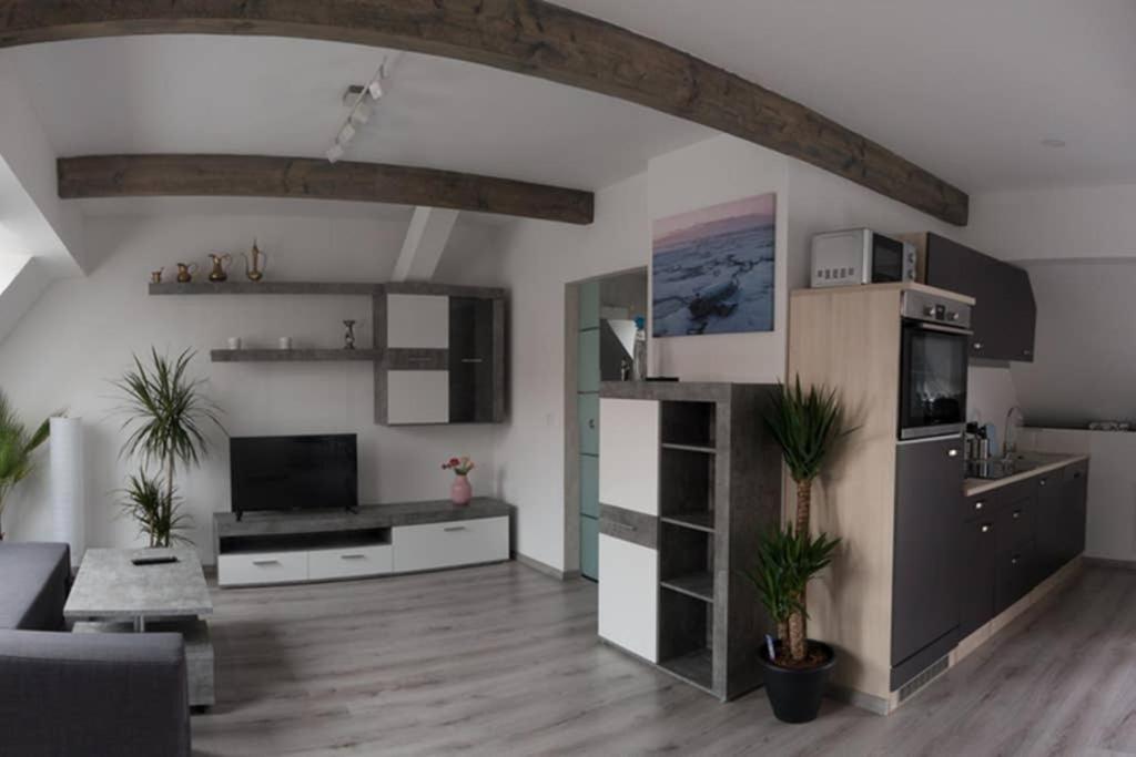 Apartment With Balcony photo 3
