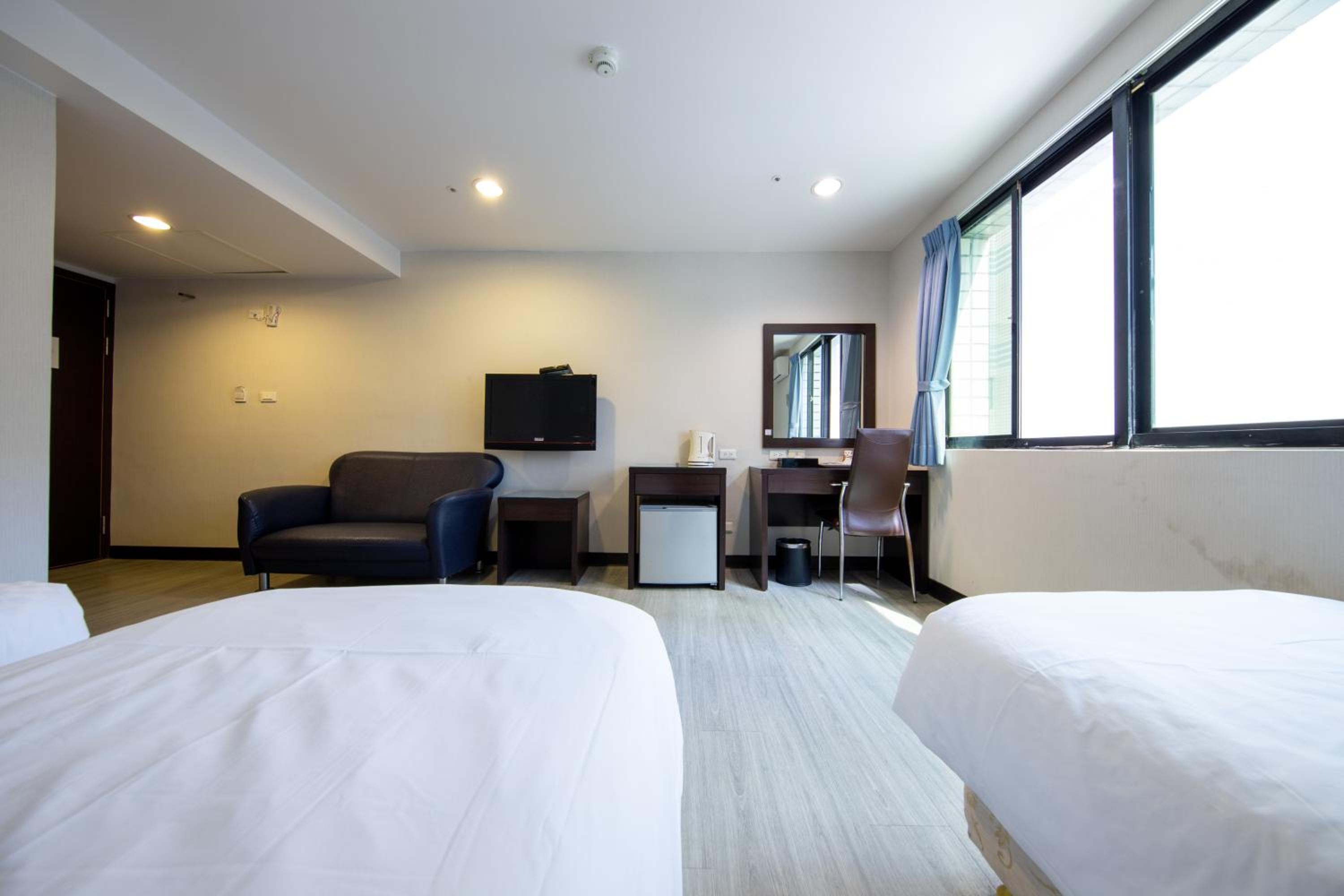 Standard Triple Room - Photo 4