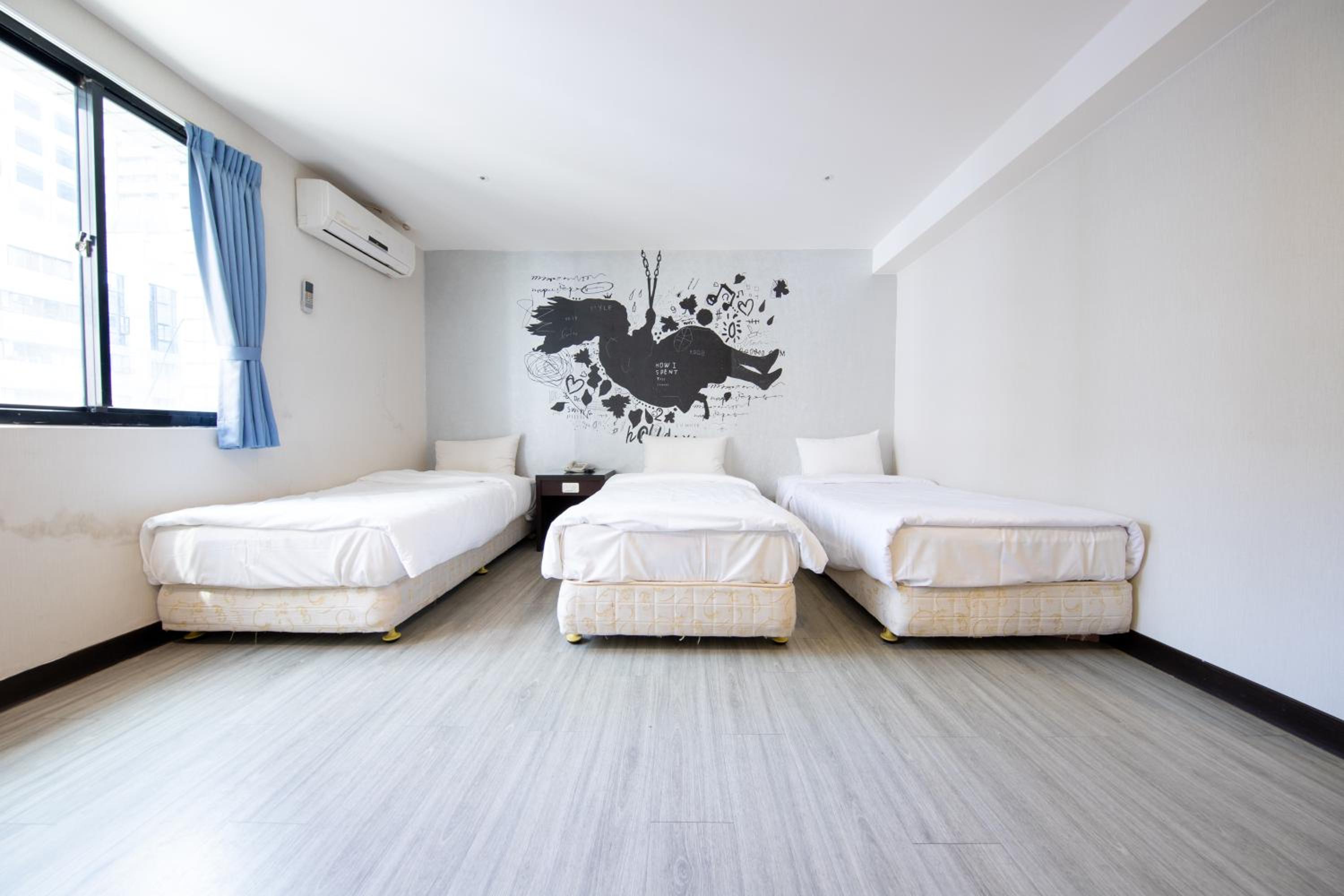 Standard Triple Room - Photo 2