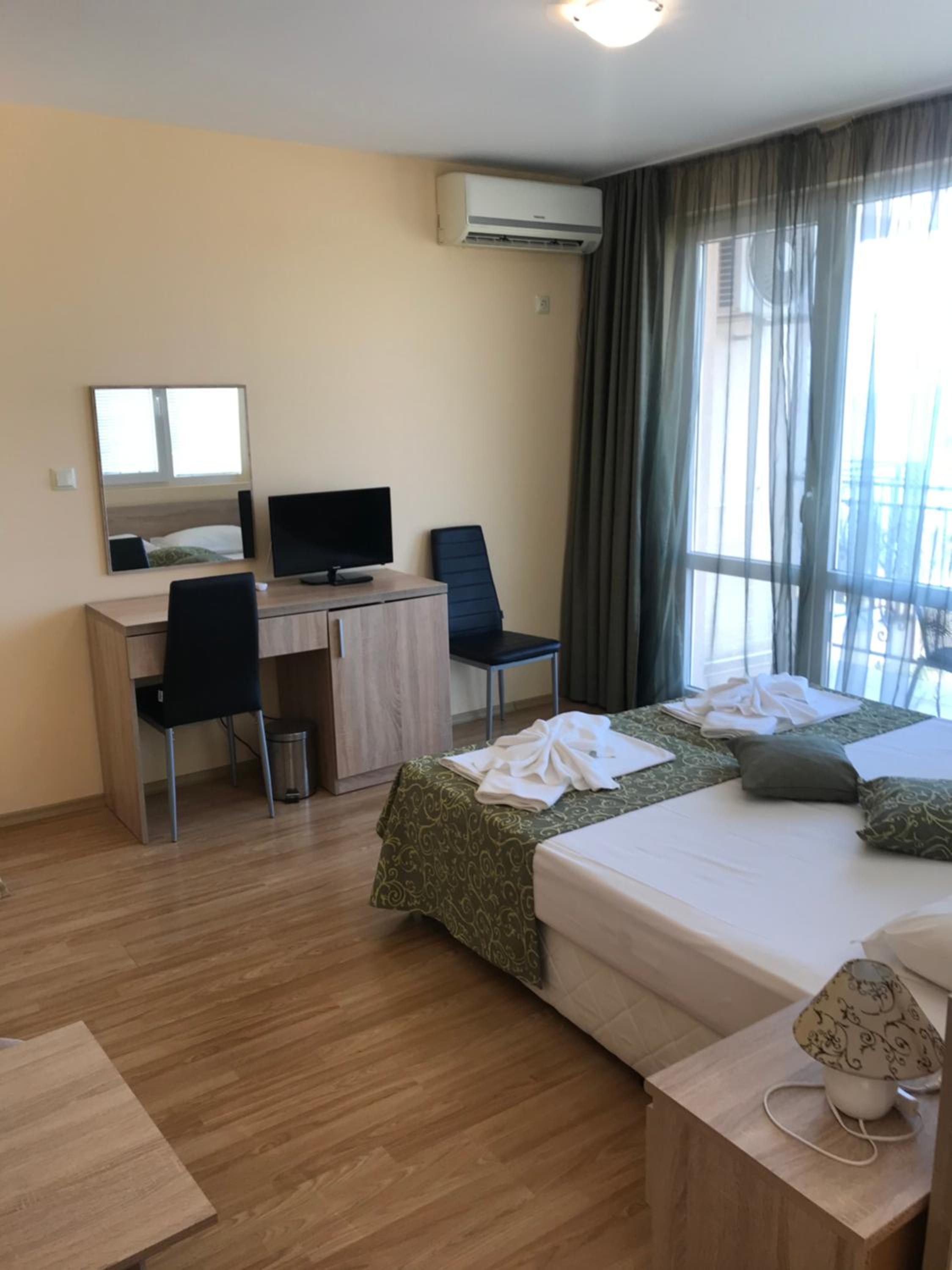 Family Room with Sea View photo 3