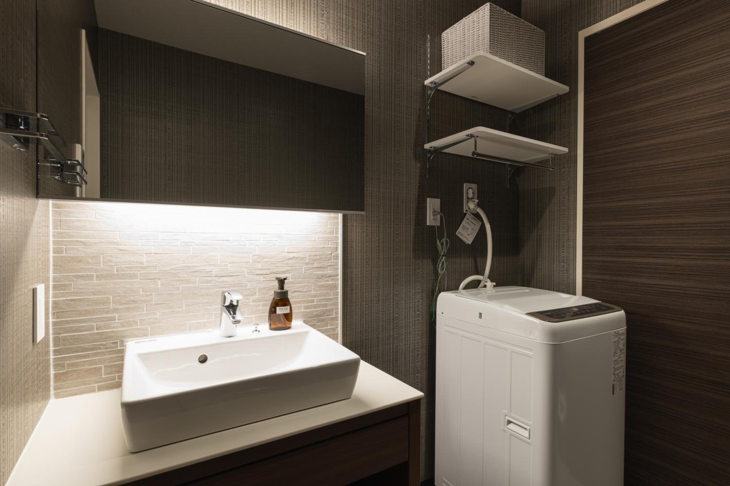 Deluxe Suite - Photo 3