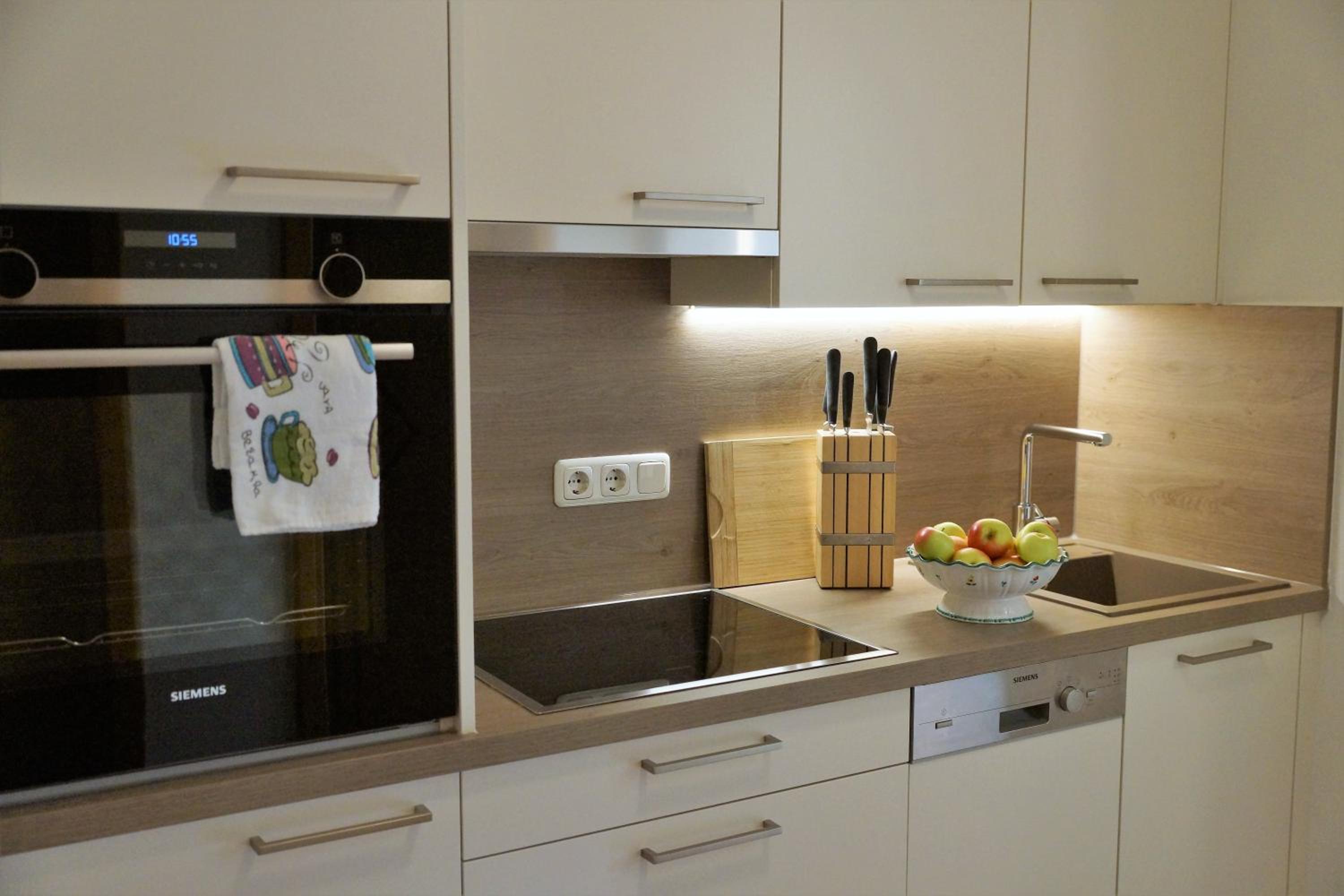 Apartment with Garden View - Photo 8