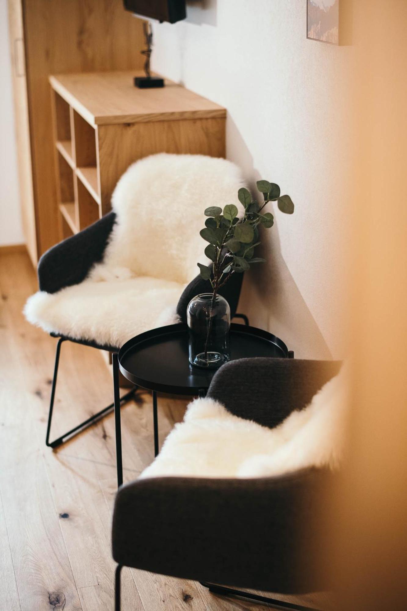 Three-Bedroom Apartment photo 2