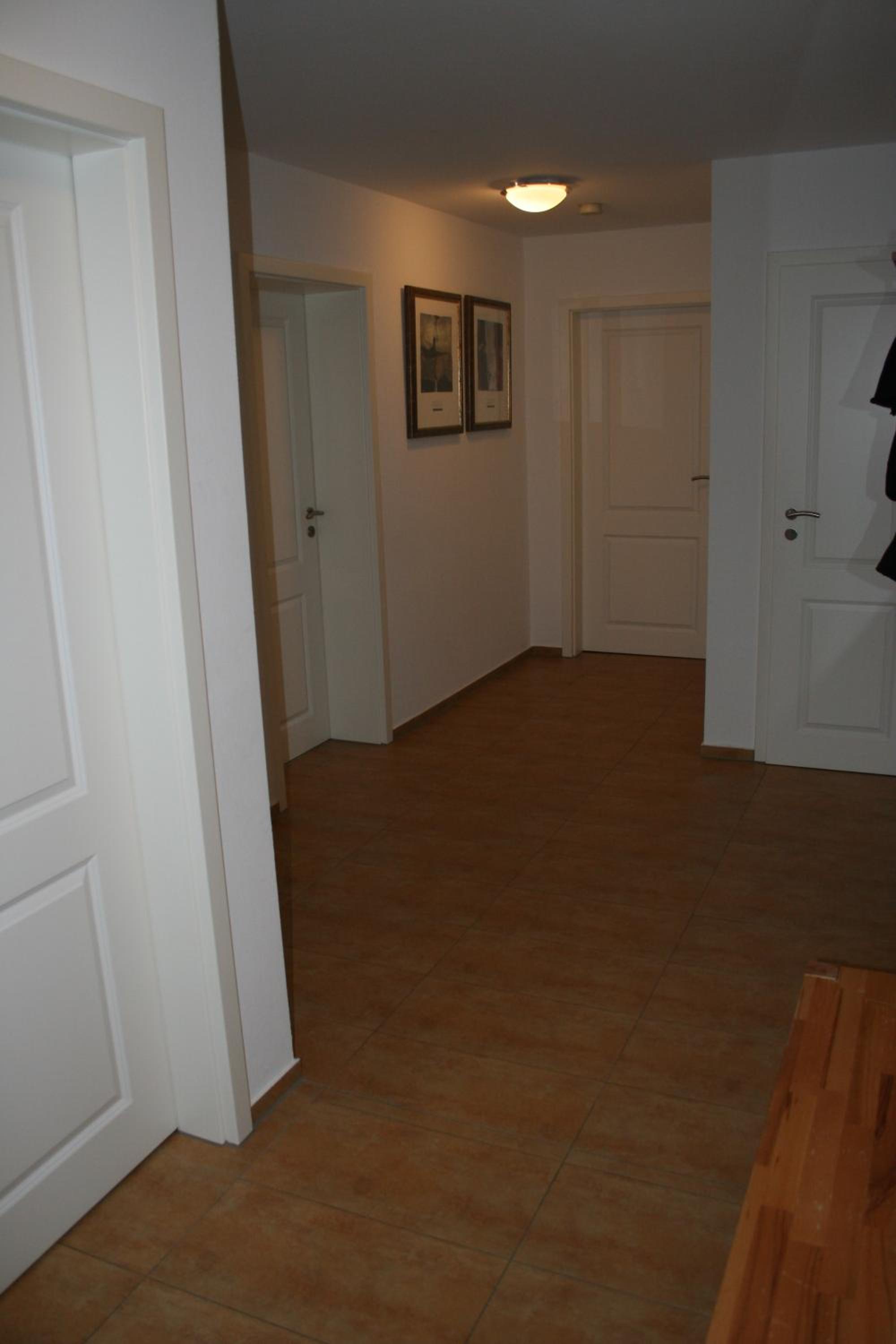 Three-Bedroom Apartment - Photo 9
