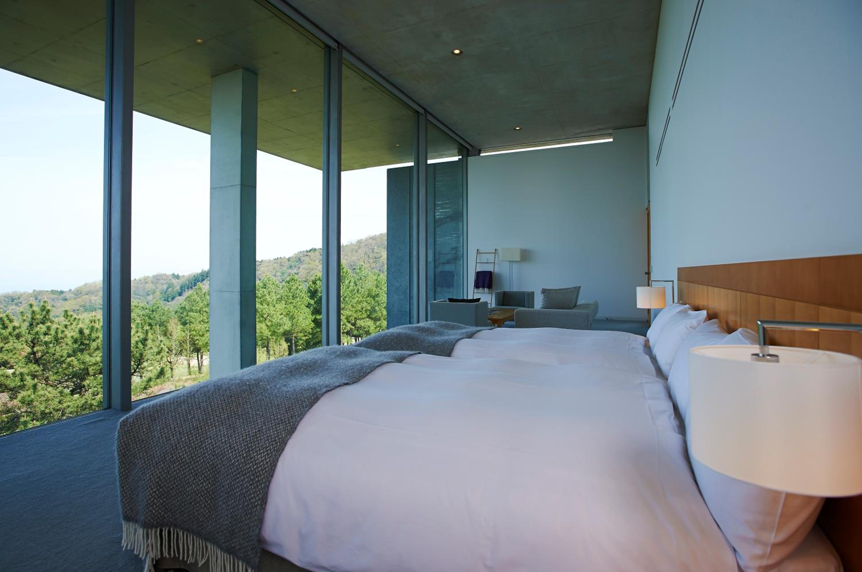 Suite with Sofa Bed and Open-Air Bath Upper Level Floor  photo 3