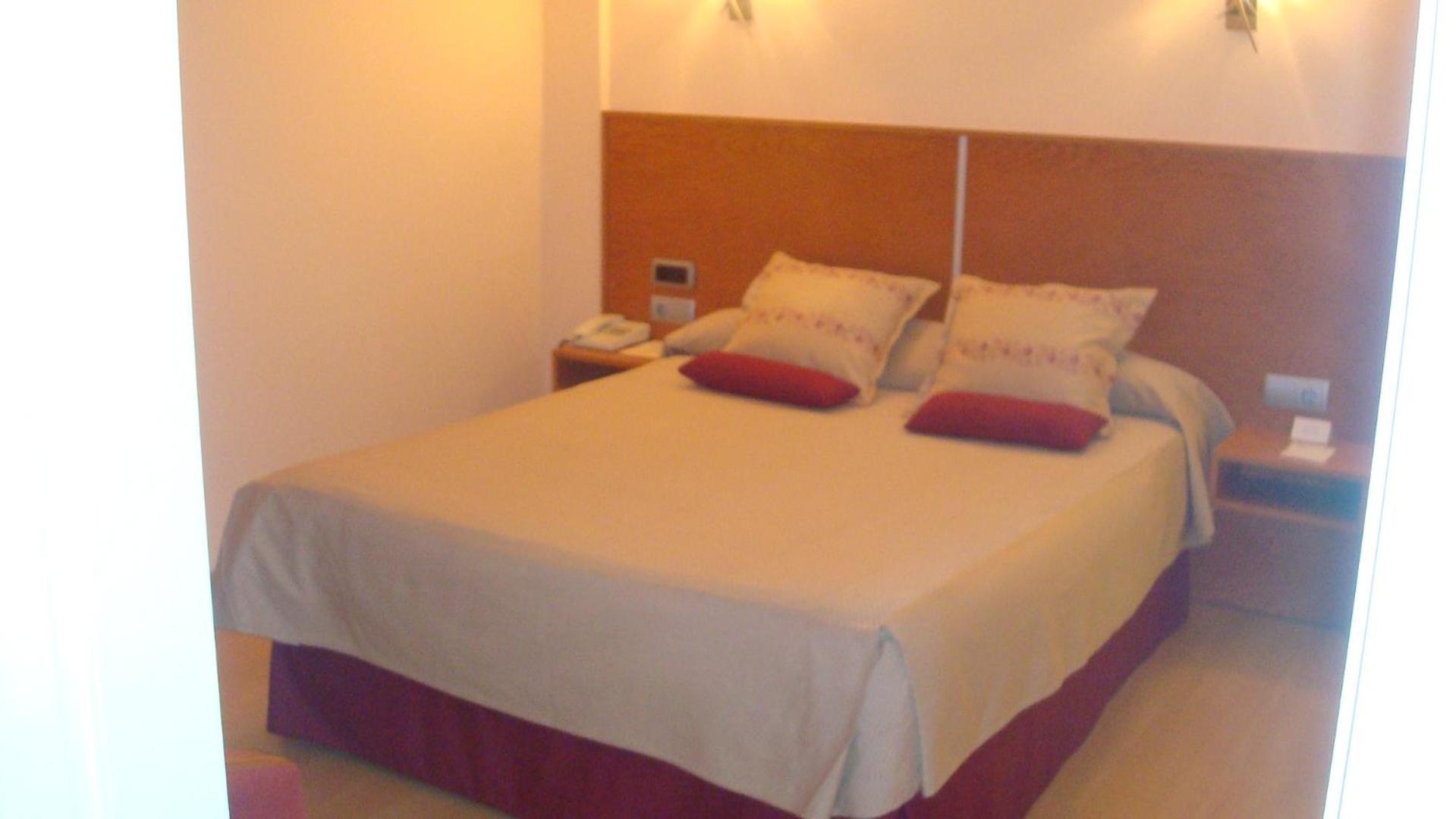 Habitación Doble (1 Adulto)