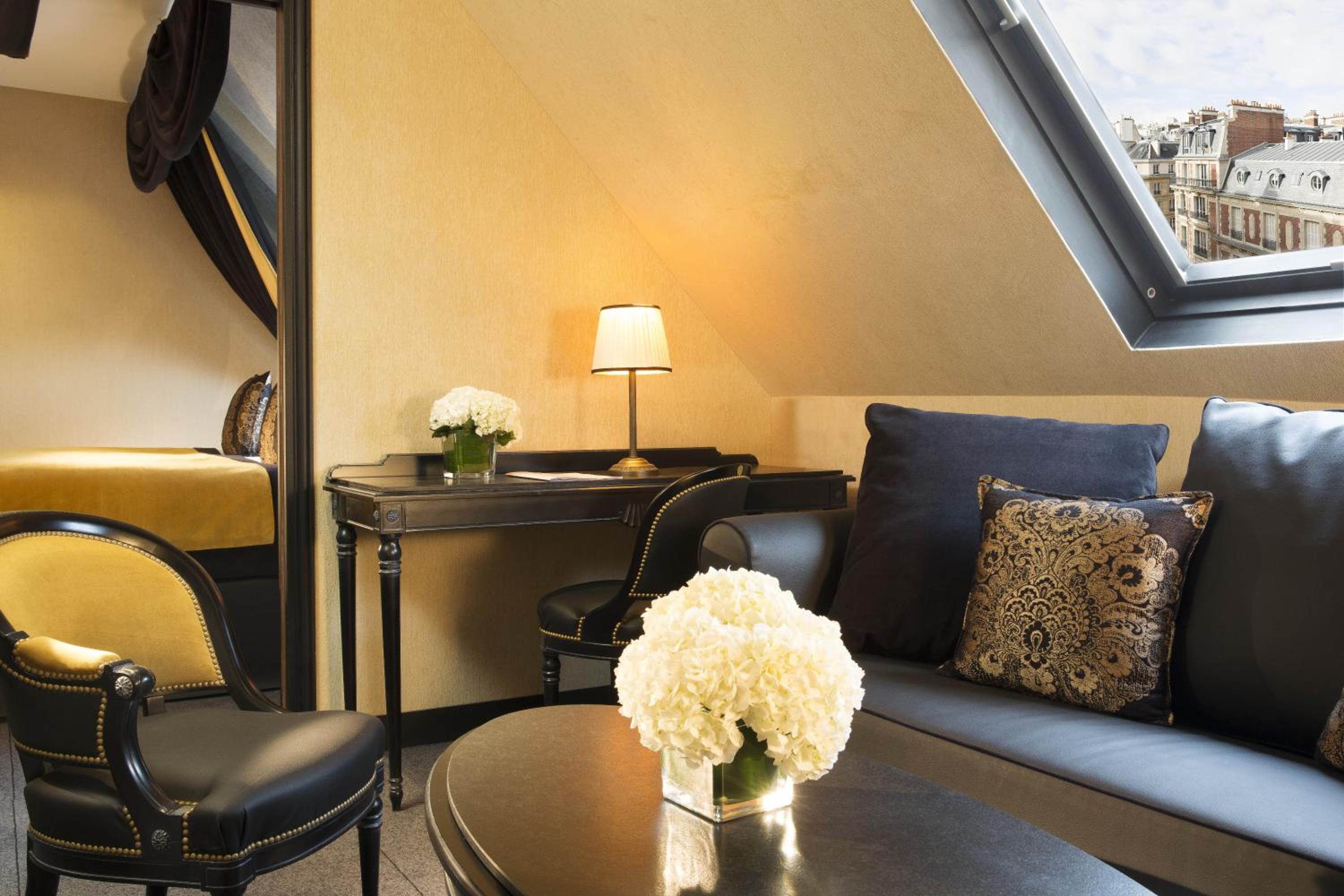 Attic Junior Suite